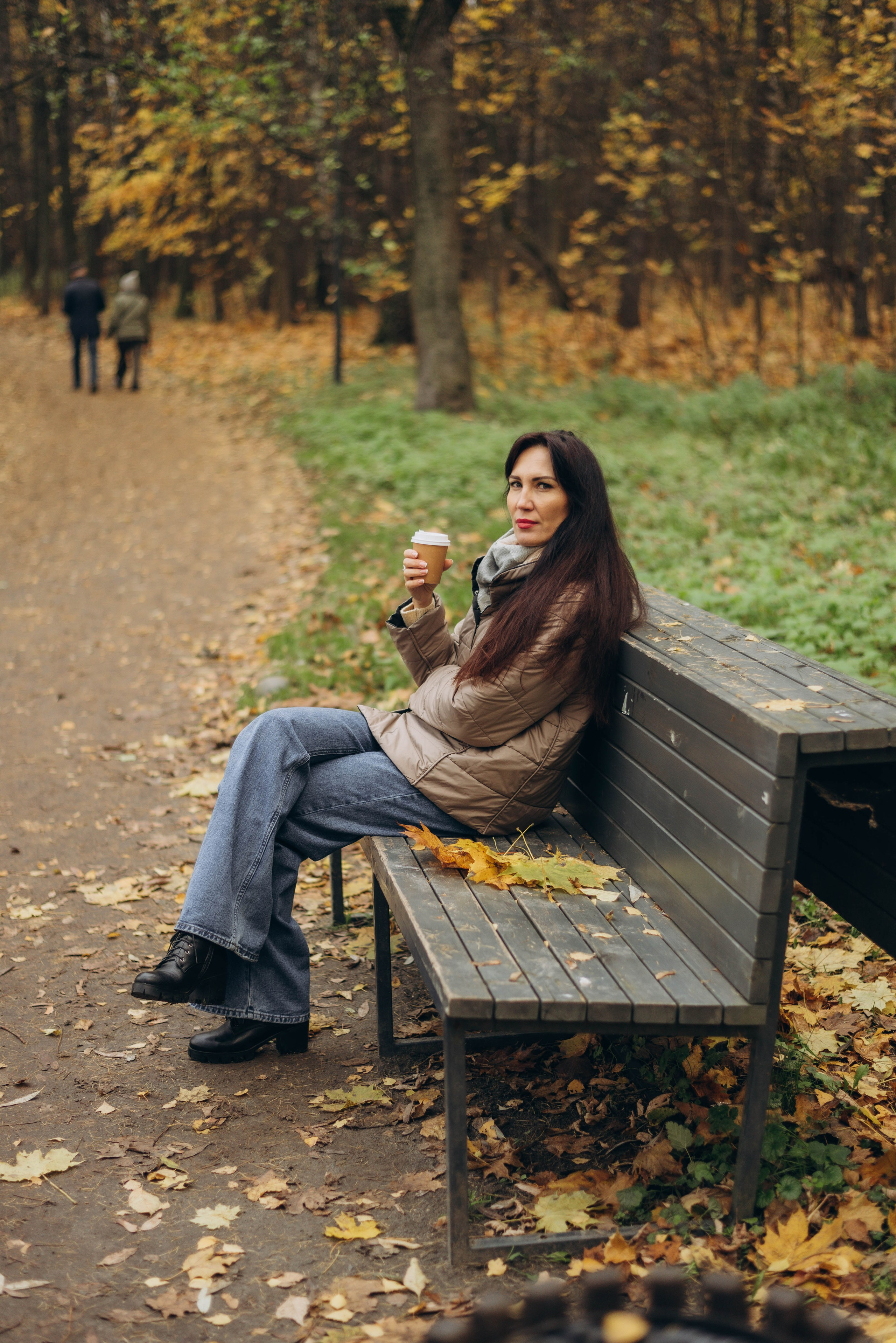 Прогулочная фотоссесия для девушки в парке. Семейный фотограф в Железнодорожном Масаева Елена
