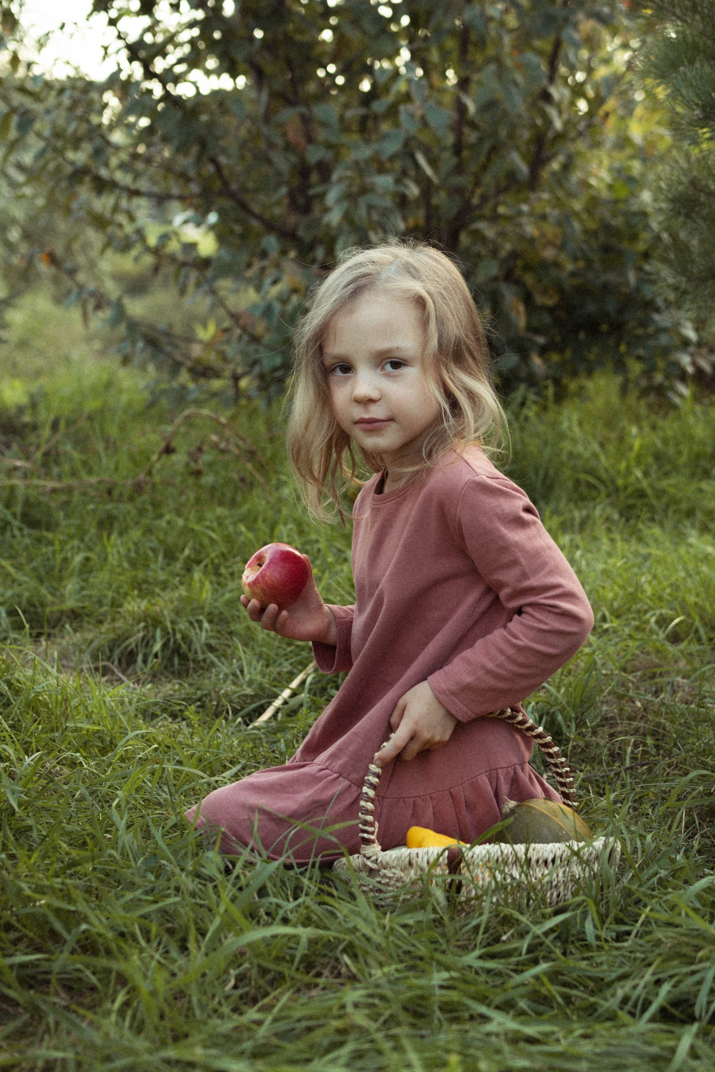 Семейная фотосессия на природе. Семейный фотограф в Железнодорожном Масаева Елена