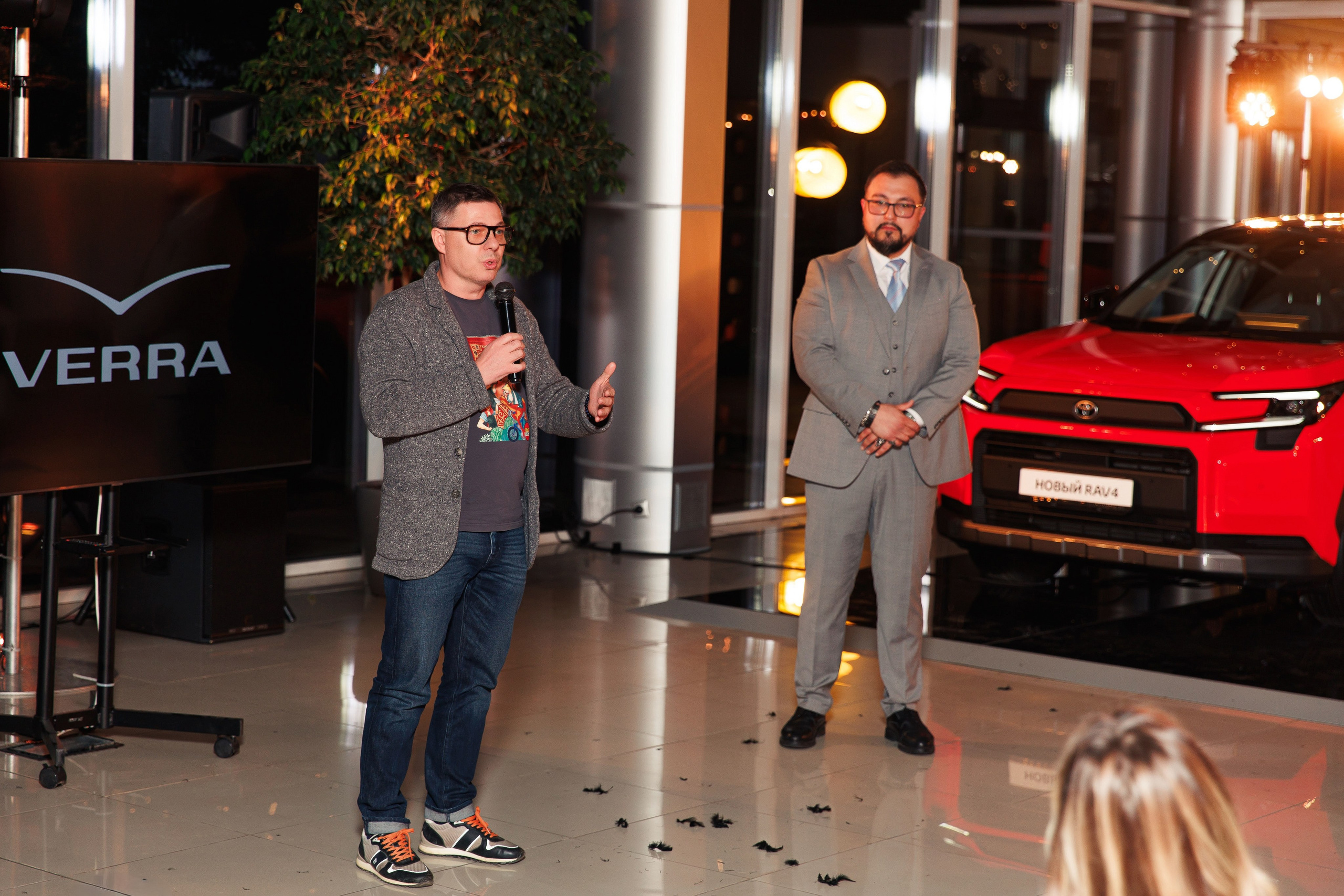 Презентация новой Toyota RAV4. Репортажный и свадебный фотограф в Уфе Павел Кожевников