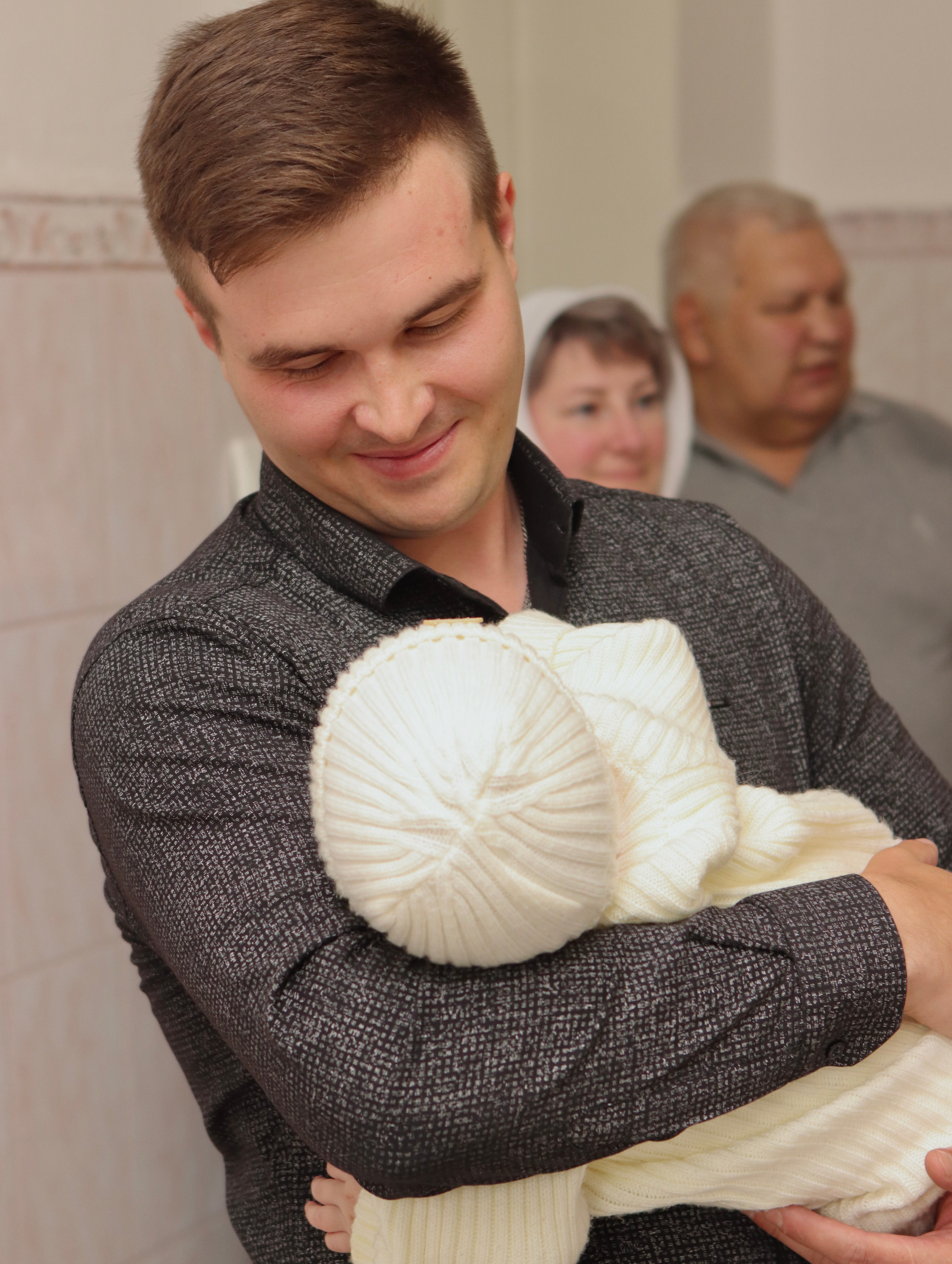 Анастасия и Вадим — крещение Виктории. Фотограф в Курске Смирнов Евгений