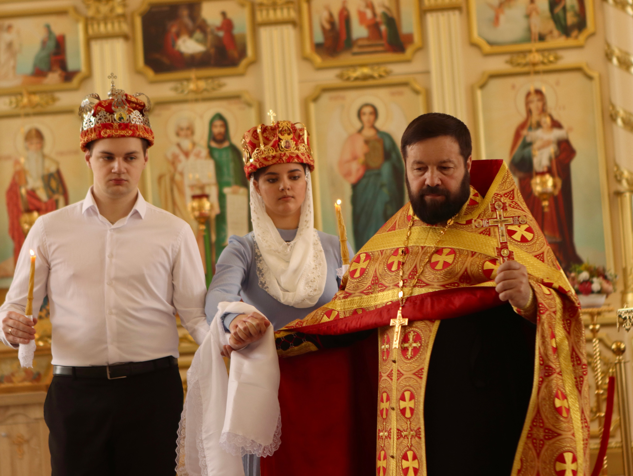 Екатерина и Александр — таинство венчание. Фотограф в Курске Смирнов Евгений