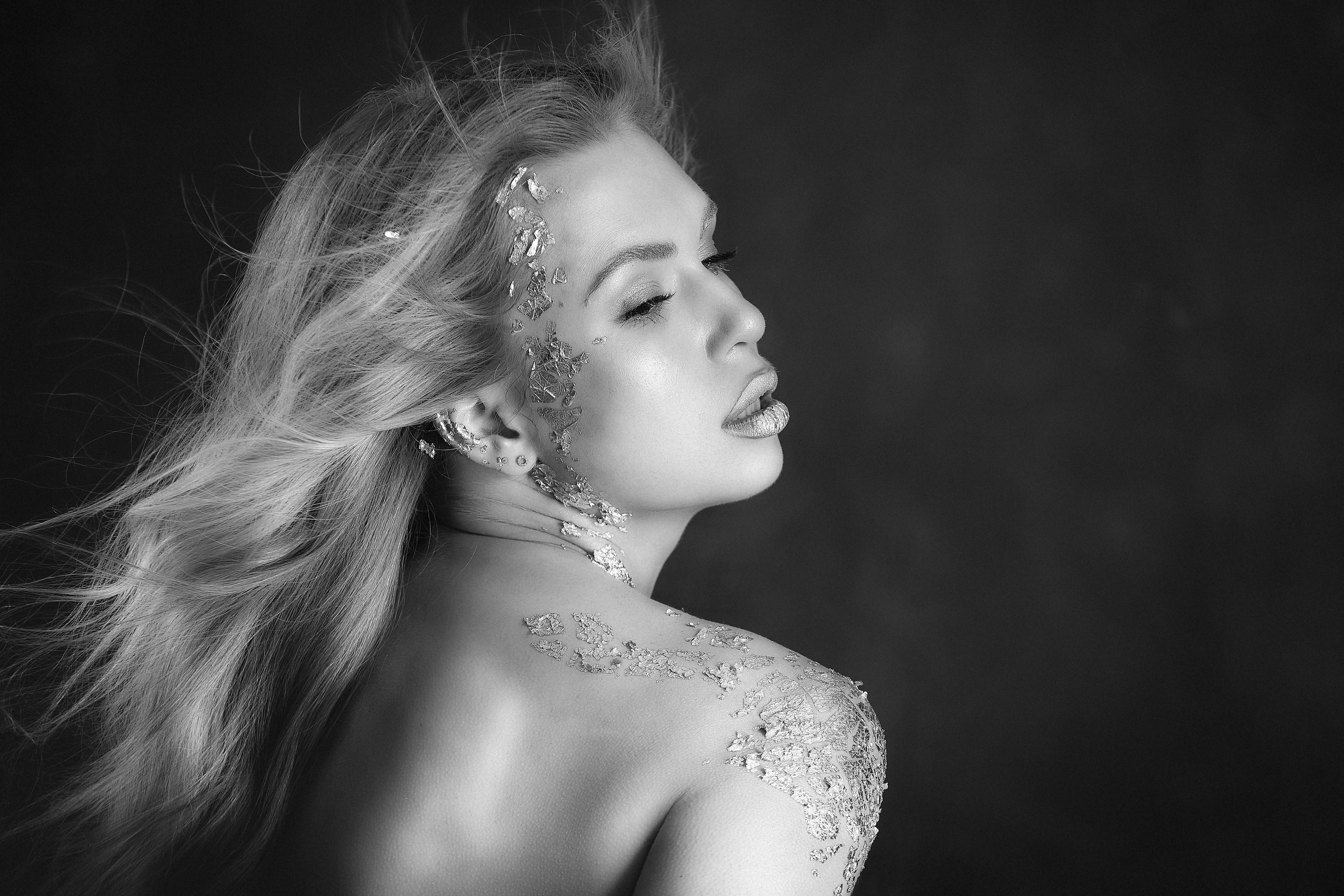 Золото. Аня. Фотограф Андрей Лёвкин