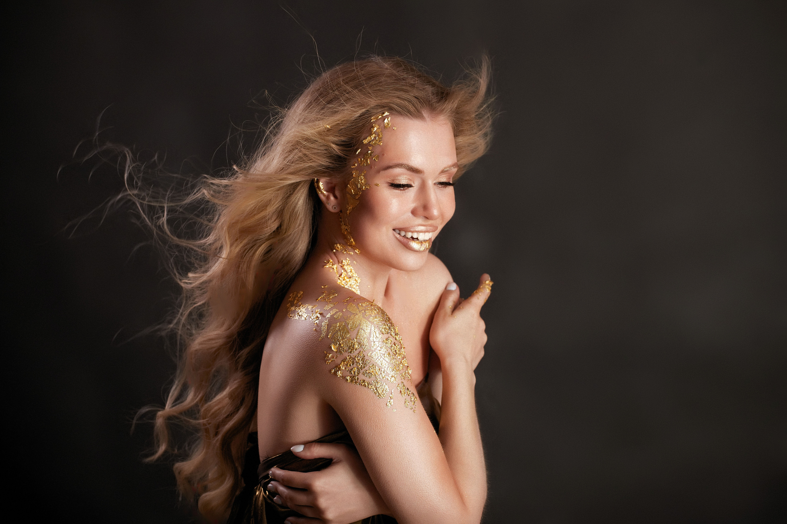 Золото. Аня. Фотограф Андрей Лёвкин