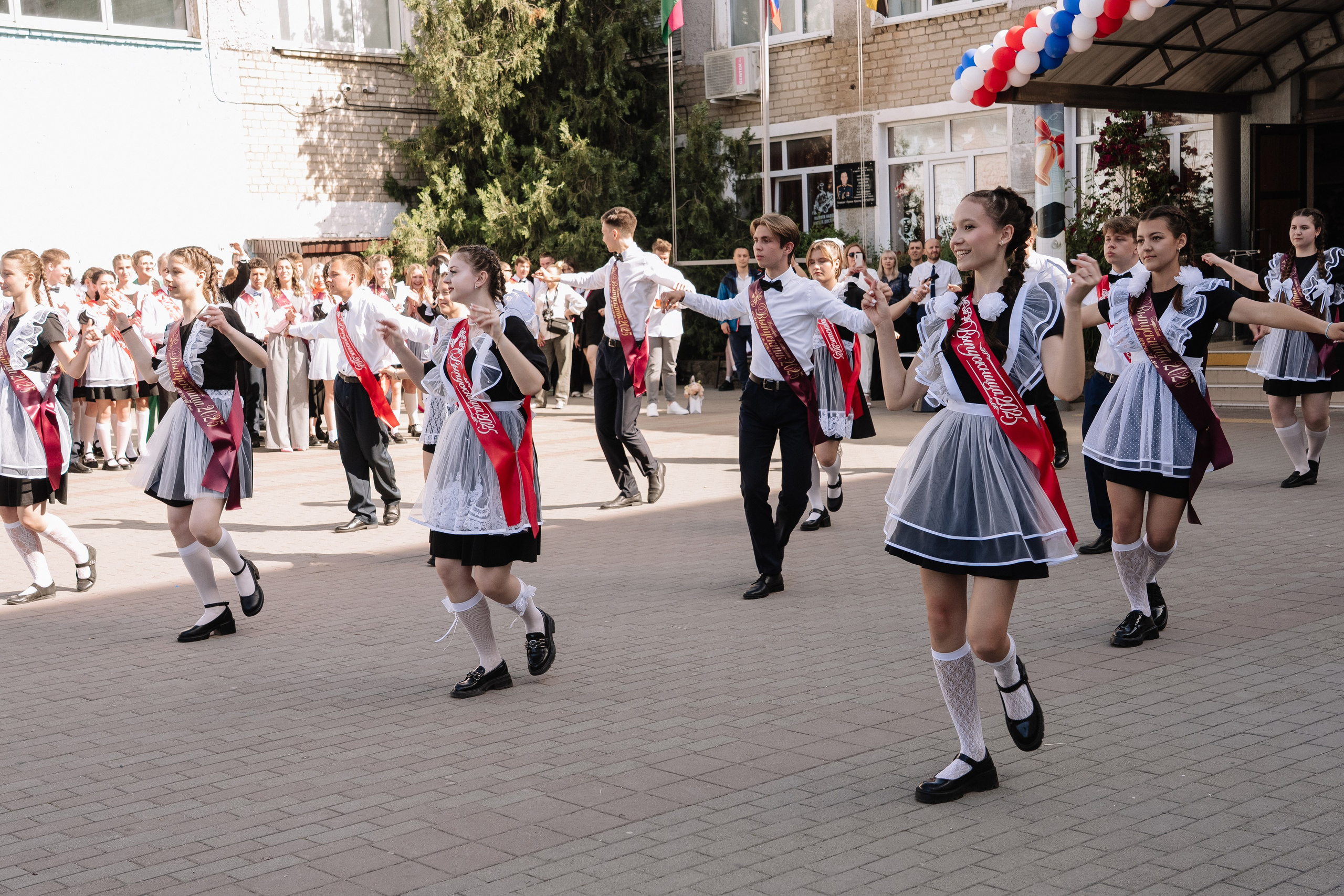 11 класс 40 школа. Выпускные альбомы Натальи Бутко: Новороссийск, Анапа, Геленджик
