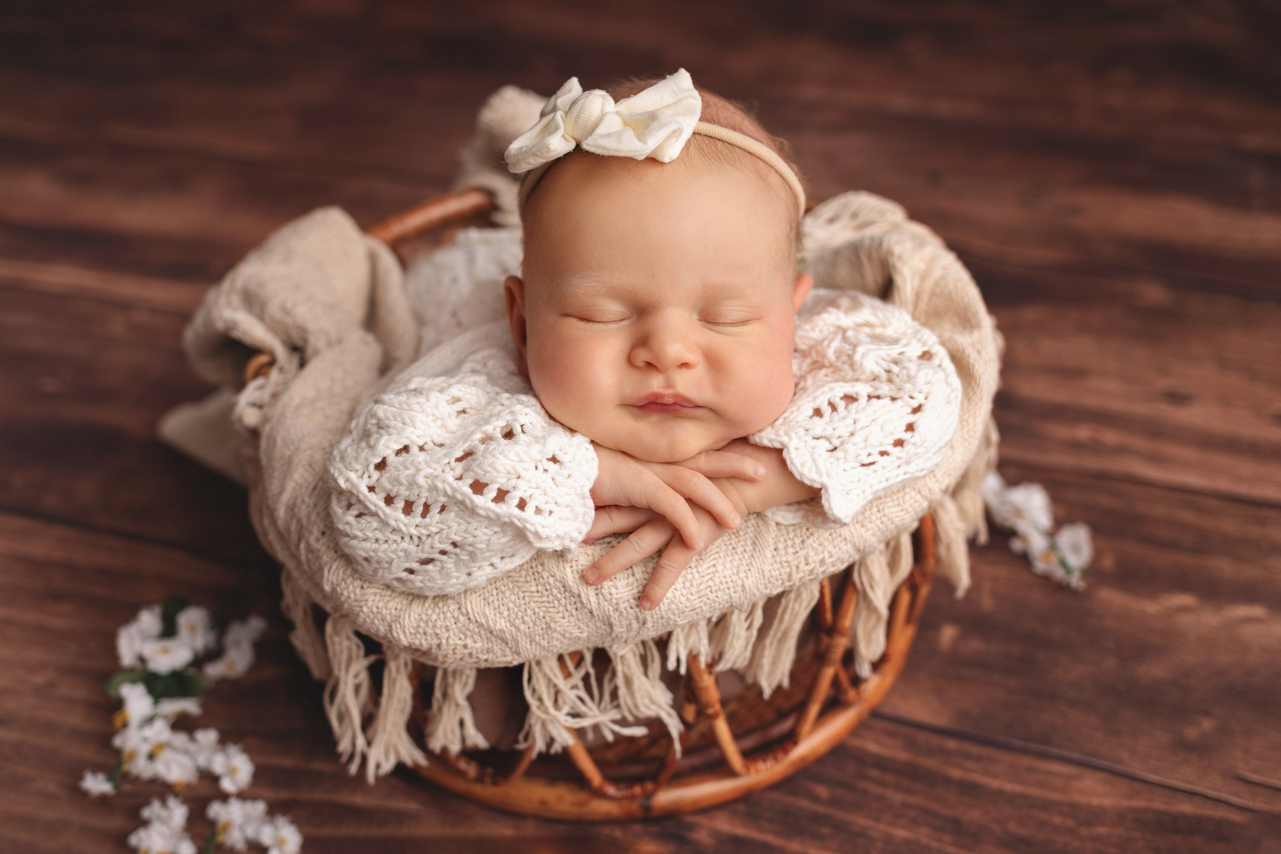 Классическая фотосессия малыша. Фотограф новорожденных малышей в Омске и Омской области Эльвира Камаева