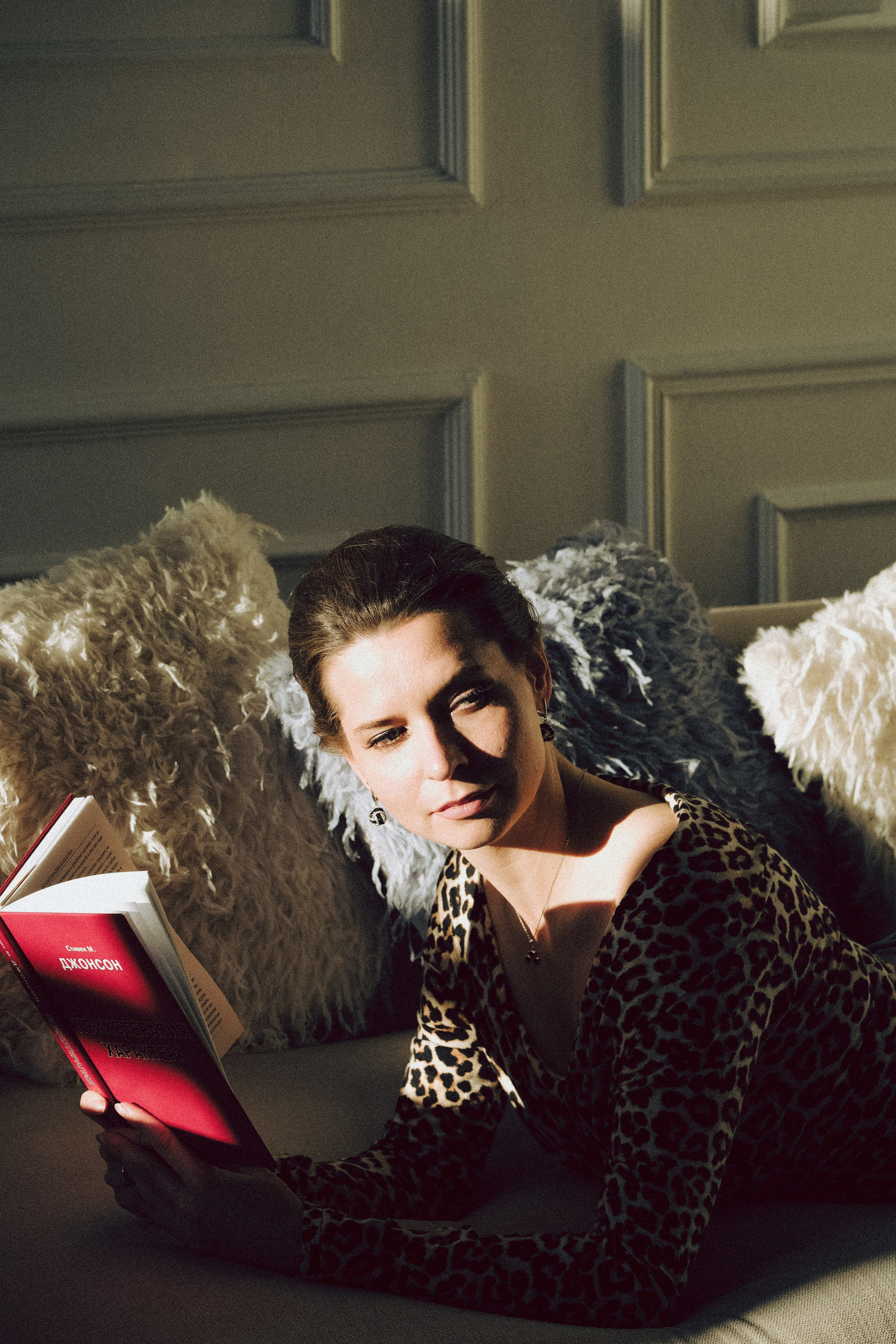 ФОТОСЕСИИЯ В СТУДИИ ДЛЯ ДЕВУШКИ ПСИХОЛОГА. Профессиональный фотограф, Санкт-Петербург — Виктория Богомолова