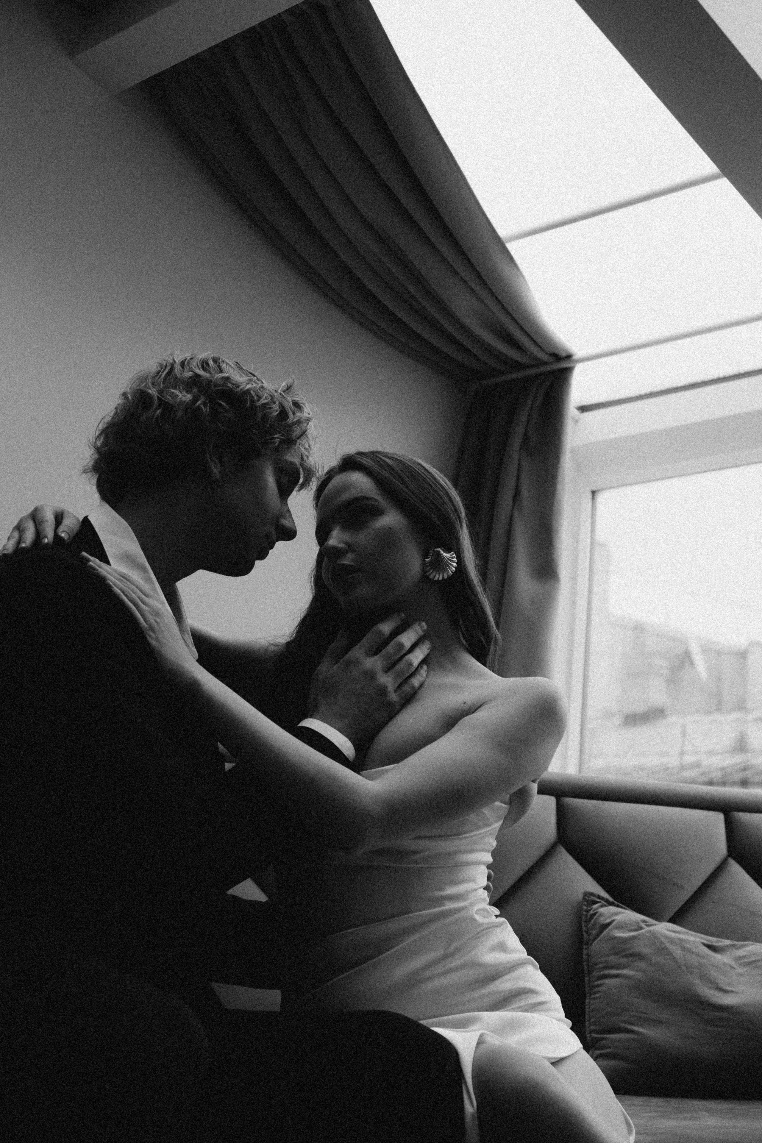 СВАДЕБНАЯ СЬЕМКА В ОТЕЛЕ. СБОРЫ ЖЕНИХА И НЕВЕСТЫ И ТАКЖЕ ТОР И ПОДГОТОВКА К ПРОГУЛКЕ. Профессиональный фотограф, Санкт-Петербург — Виктория Богомолова