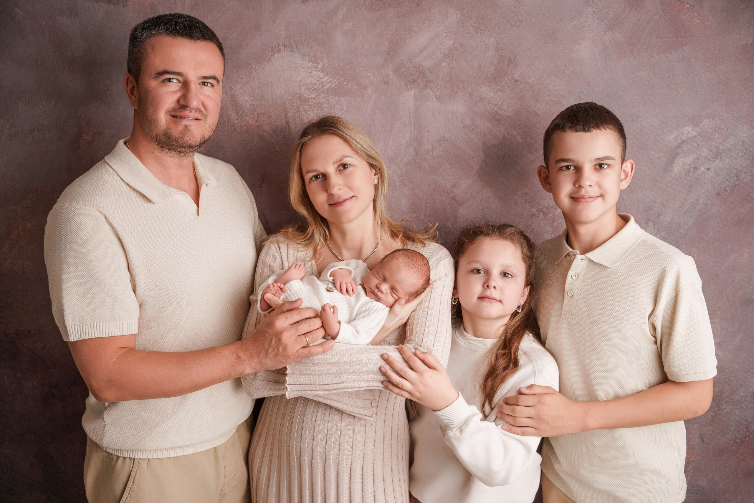 Семейные фотосессии с новорожденными | Трогательные кадры малышей и их близких в Москве и МО. Фотосессия новорожденных в Москве и Московской области | Профессиональный фотограф newborn — Татьяна Иванова