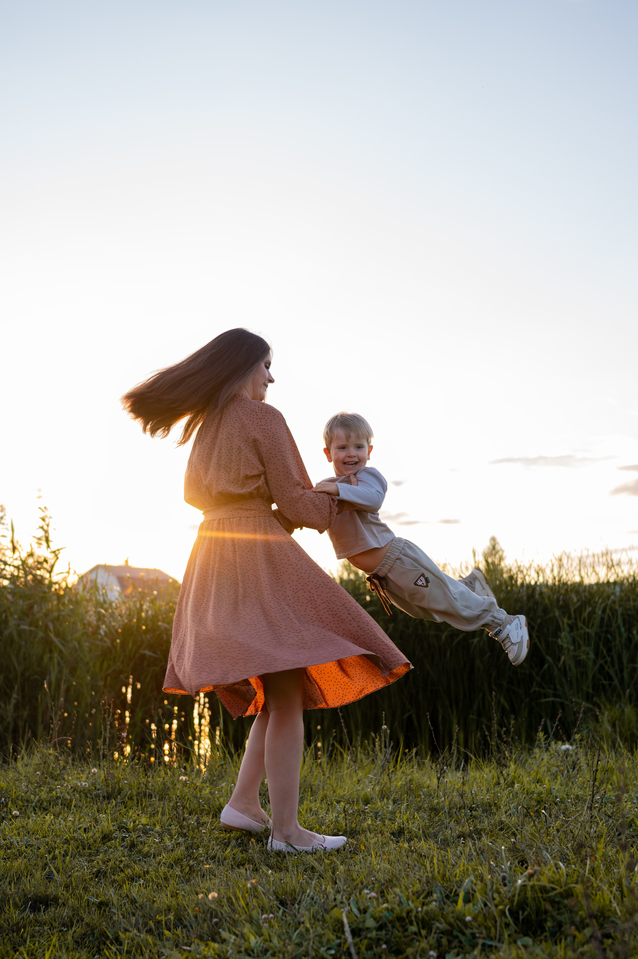 Саша, Антон и Мирон. Главная