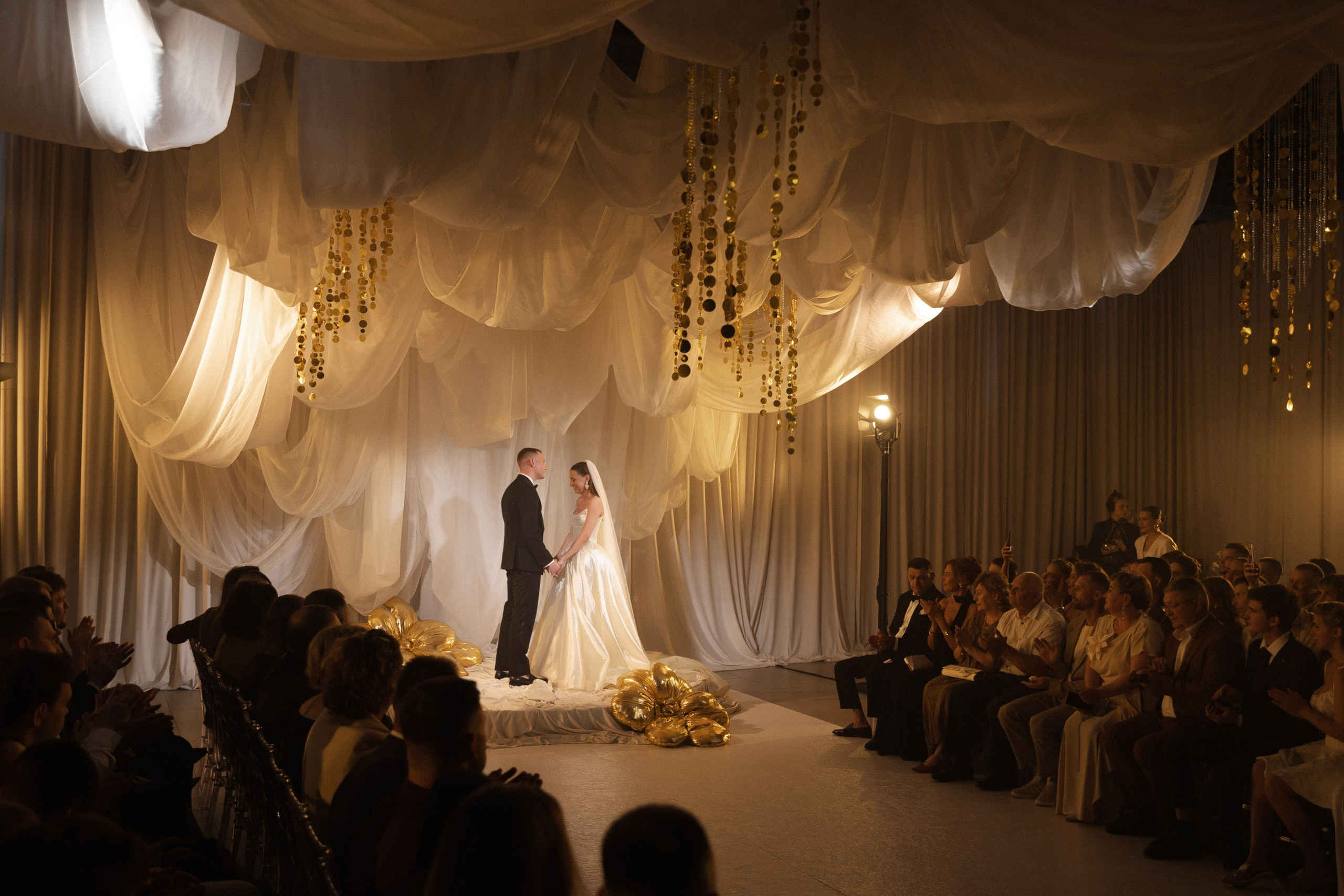 Виктор и Александра. Фотограф Тюмень Пушковская Кристина