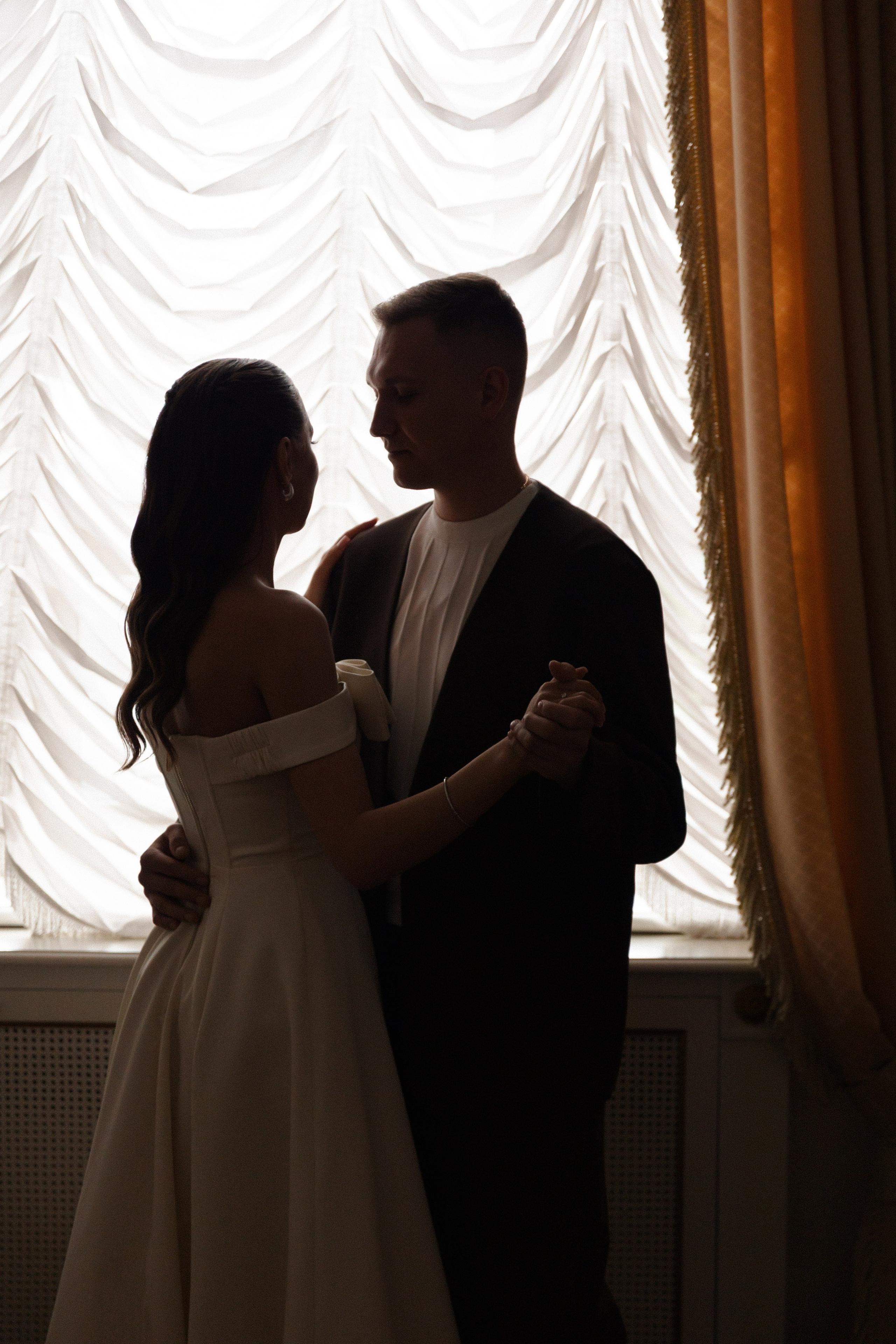 Виктор и Александра. Фотограф Тюмень Пушковская Кристина