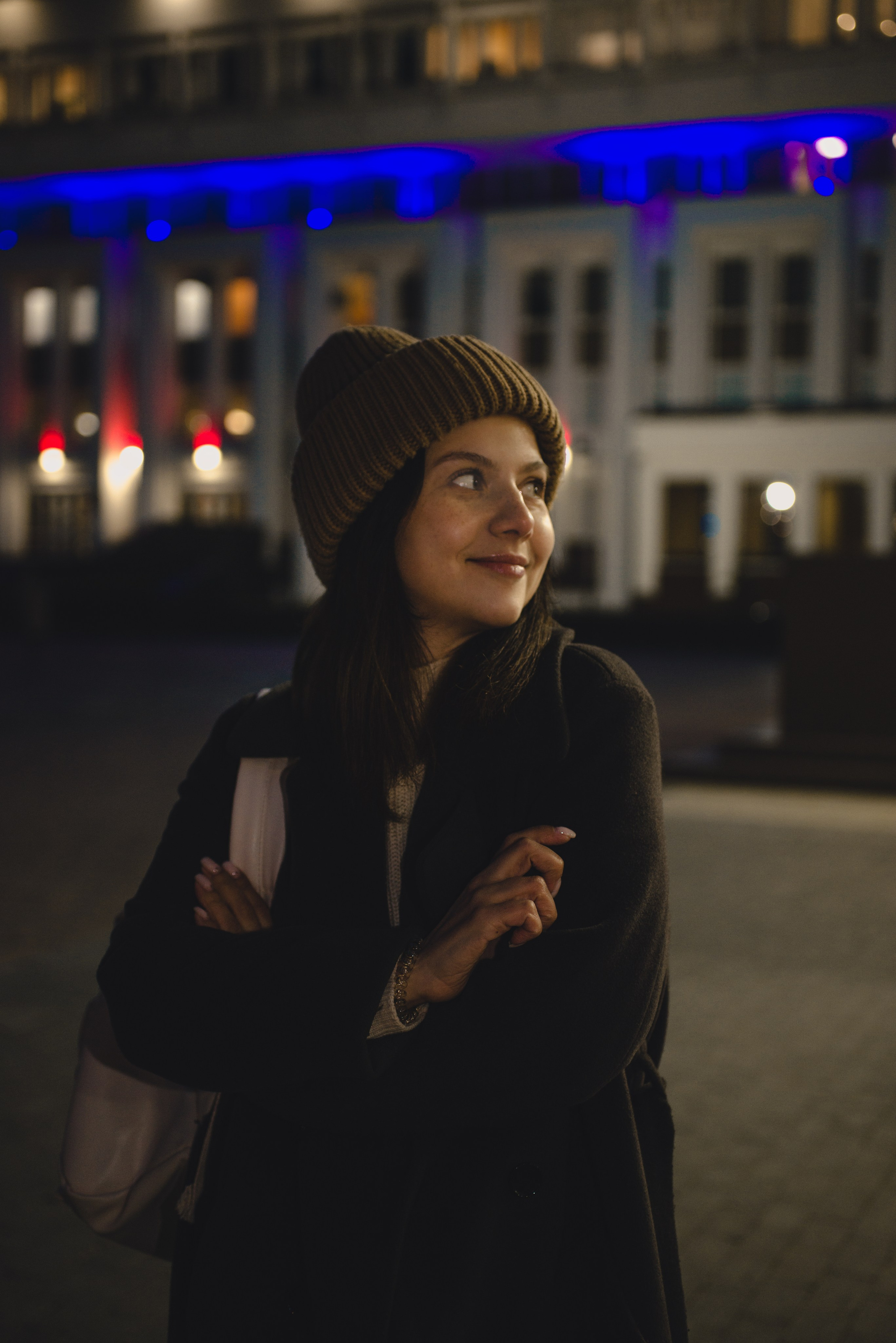 Софи. Огни вечернего города. Фотограф Людмила Белова