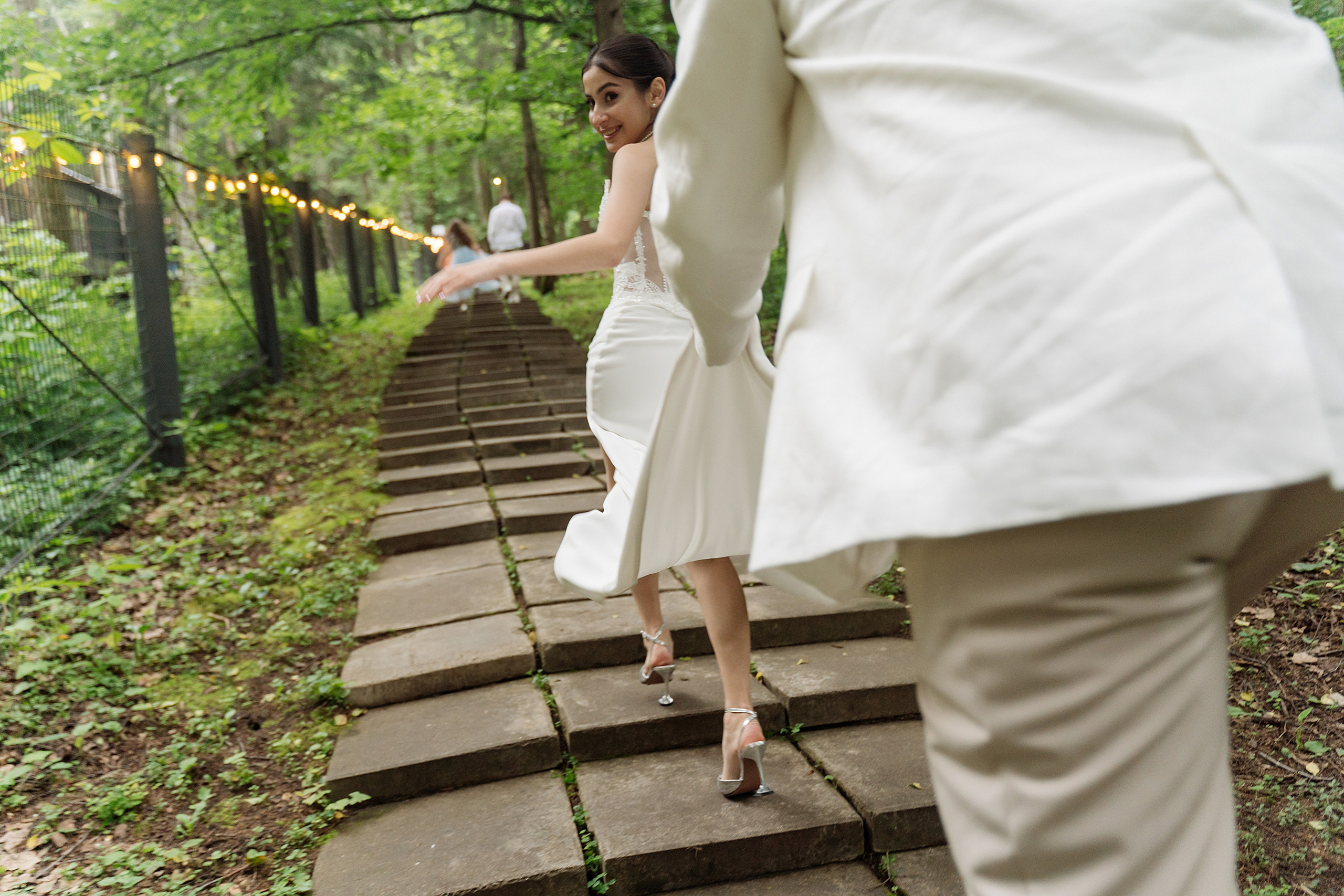 Иван и Изабелла «Веранда Отрадное». Свадебный фотограф