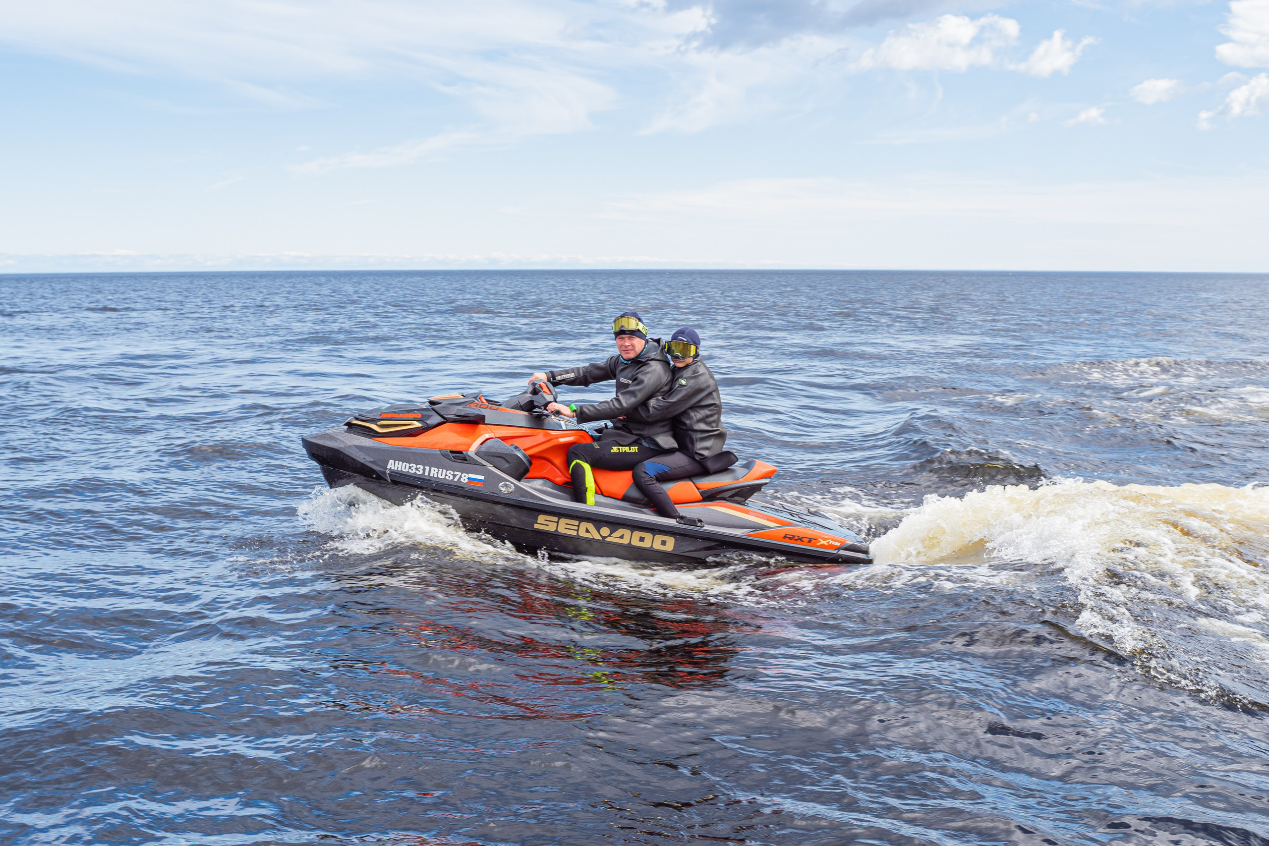 Гидровыезд в Коневский мужской монастырь. Свадебный, семейный, портретный, репортажный фотограф в Санкт-Петербурге