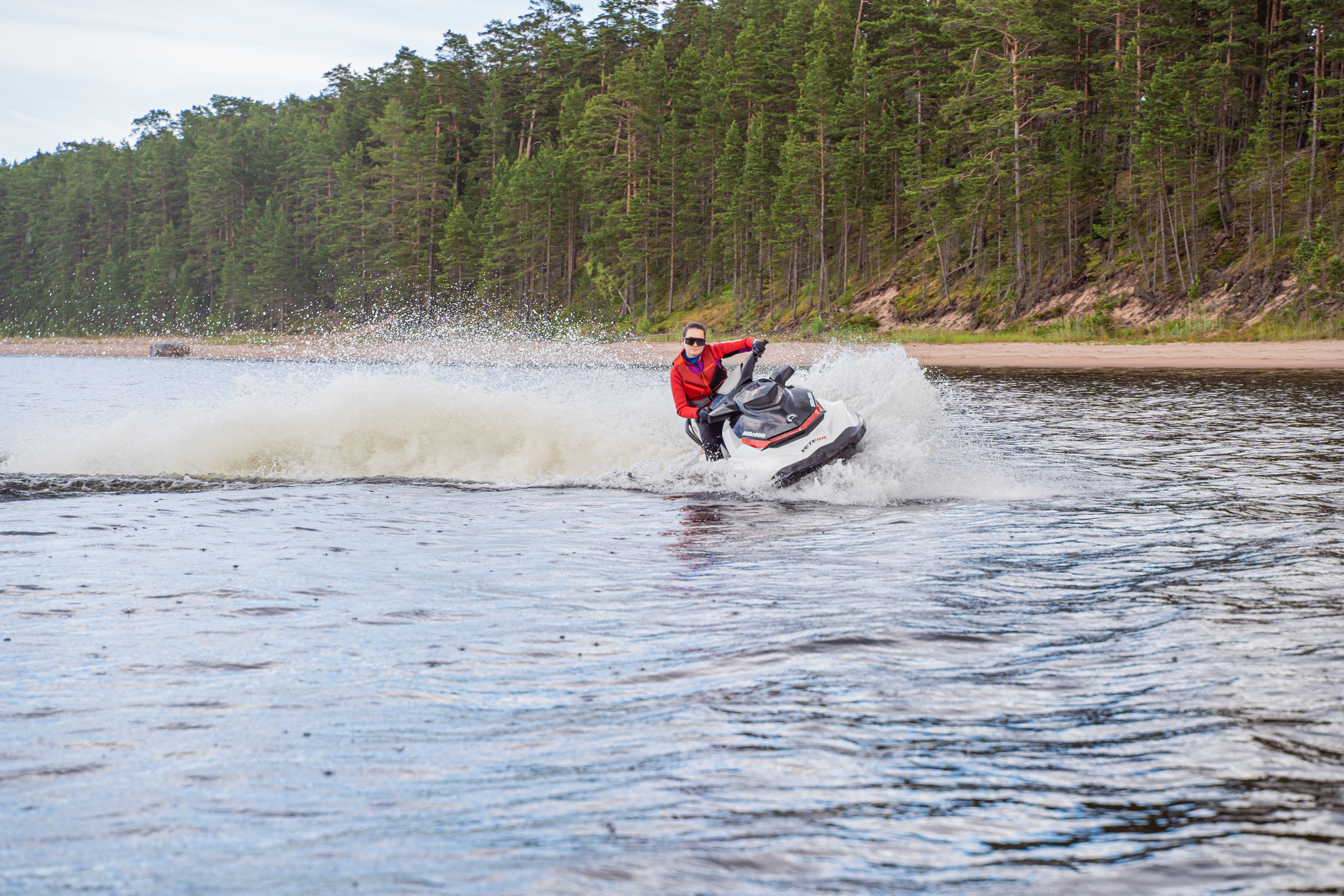 Гидровыезд в Коневский мужской монастырь. Свадебный, семейный, портретный, репортажный фотограф в Санкт-Петербурге