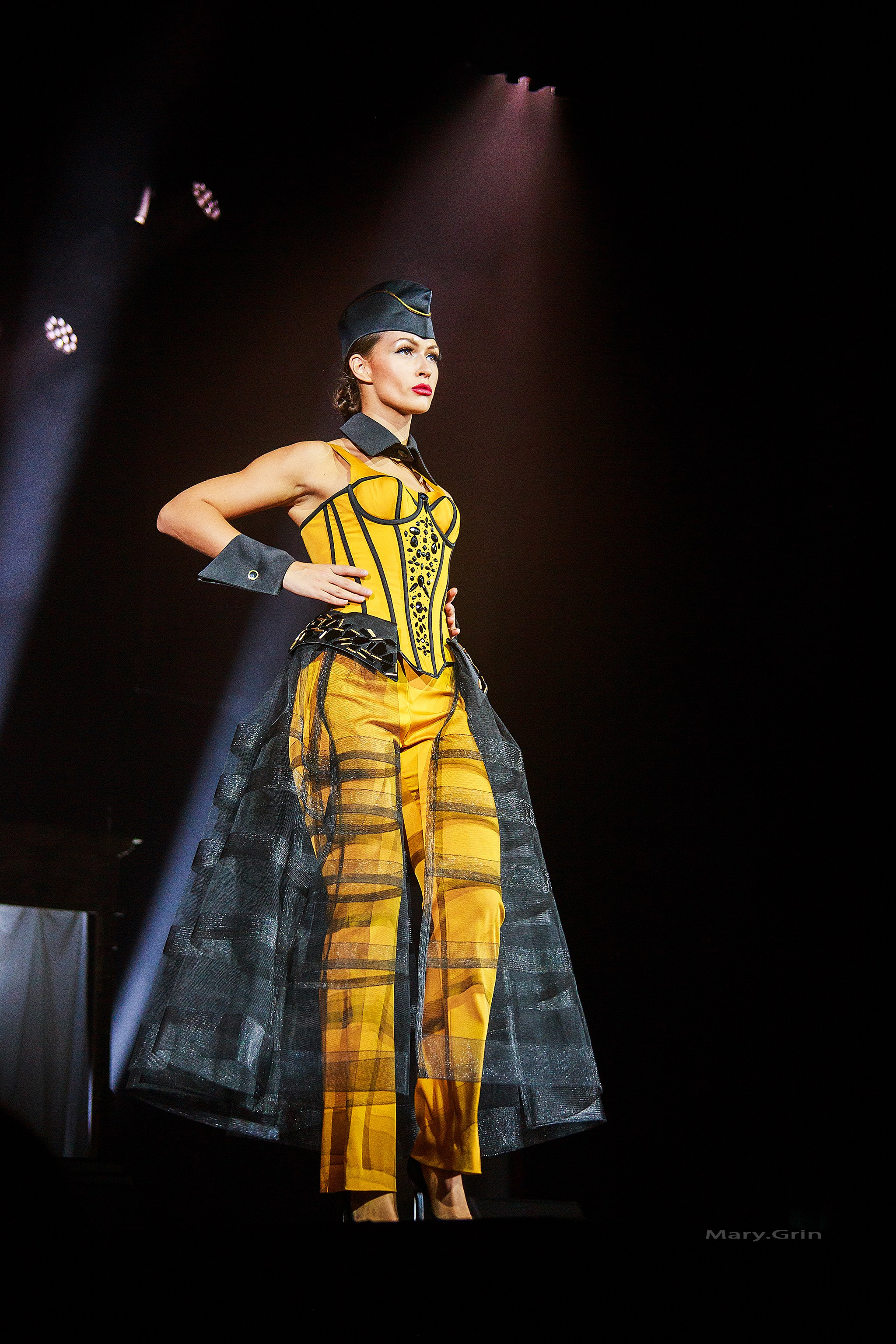 Подиумный спектакль «стиль Надежды» 2025. Детский и семейный фотограф, фотограф мероприятий Нижний Новгород