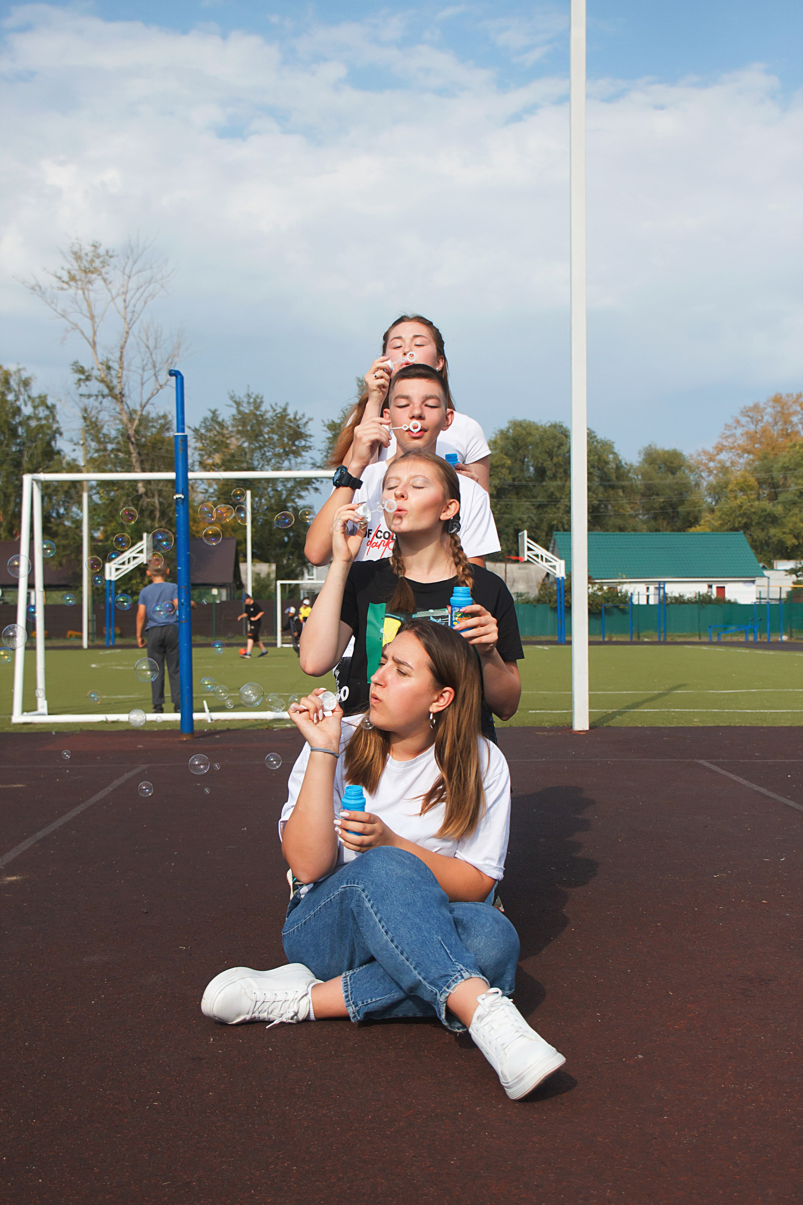 Выпускной альбом 2023. Фотограф и видеограф в Омск/Москва Сащенко Лера
