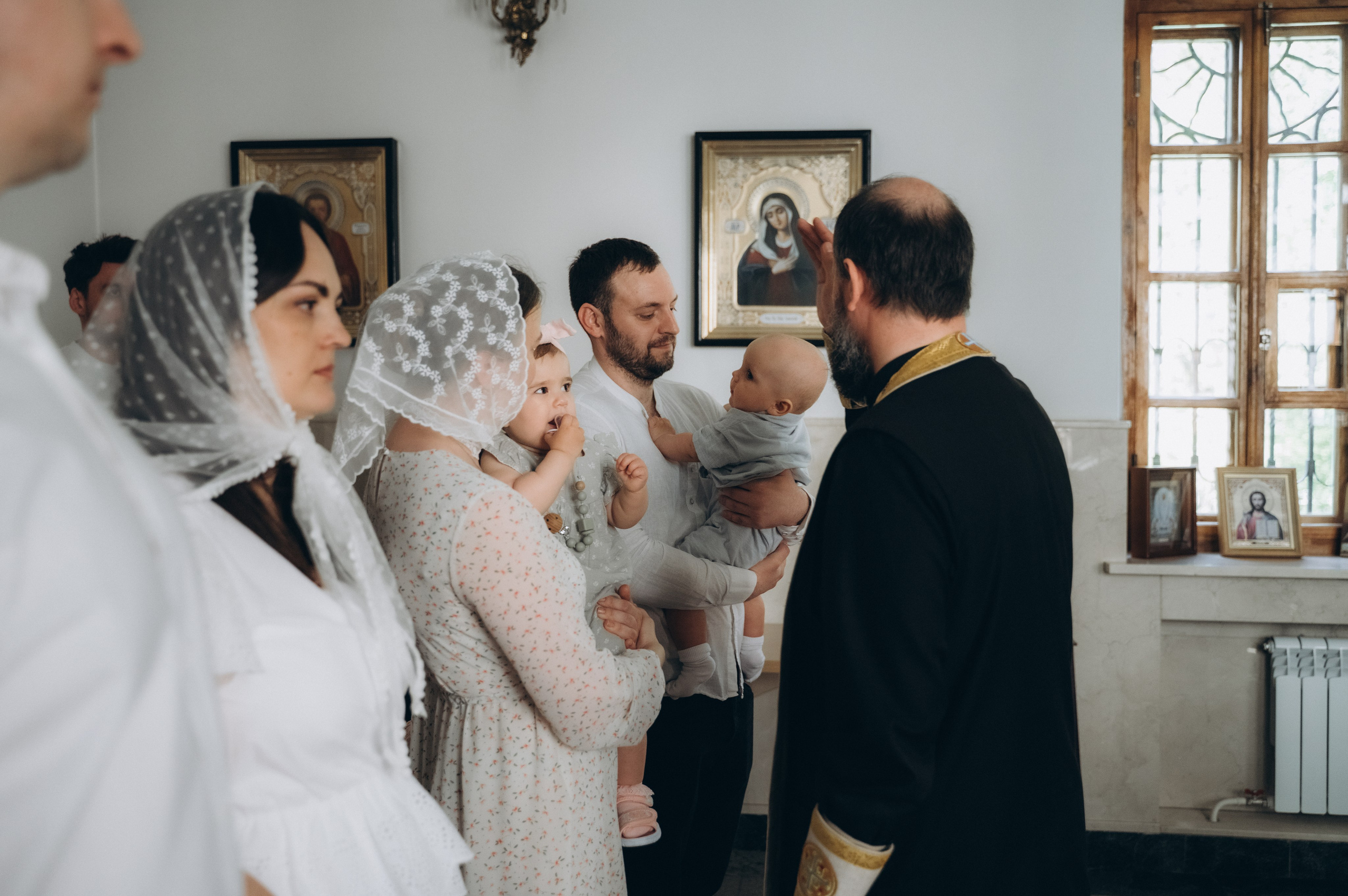 Крещение Мии и Льва. Семейный фотограф в Минске Дарья Дреко