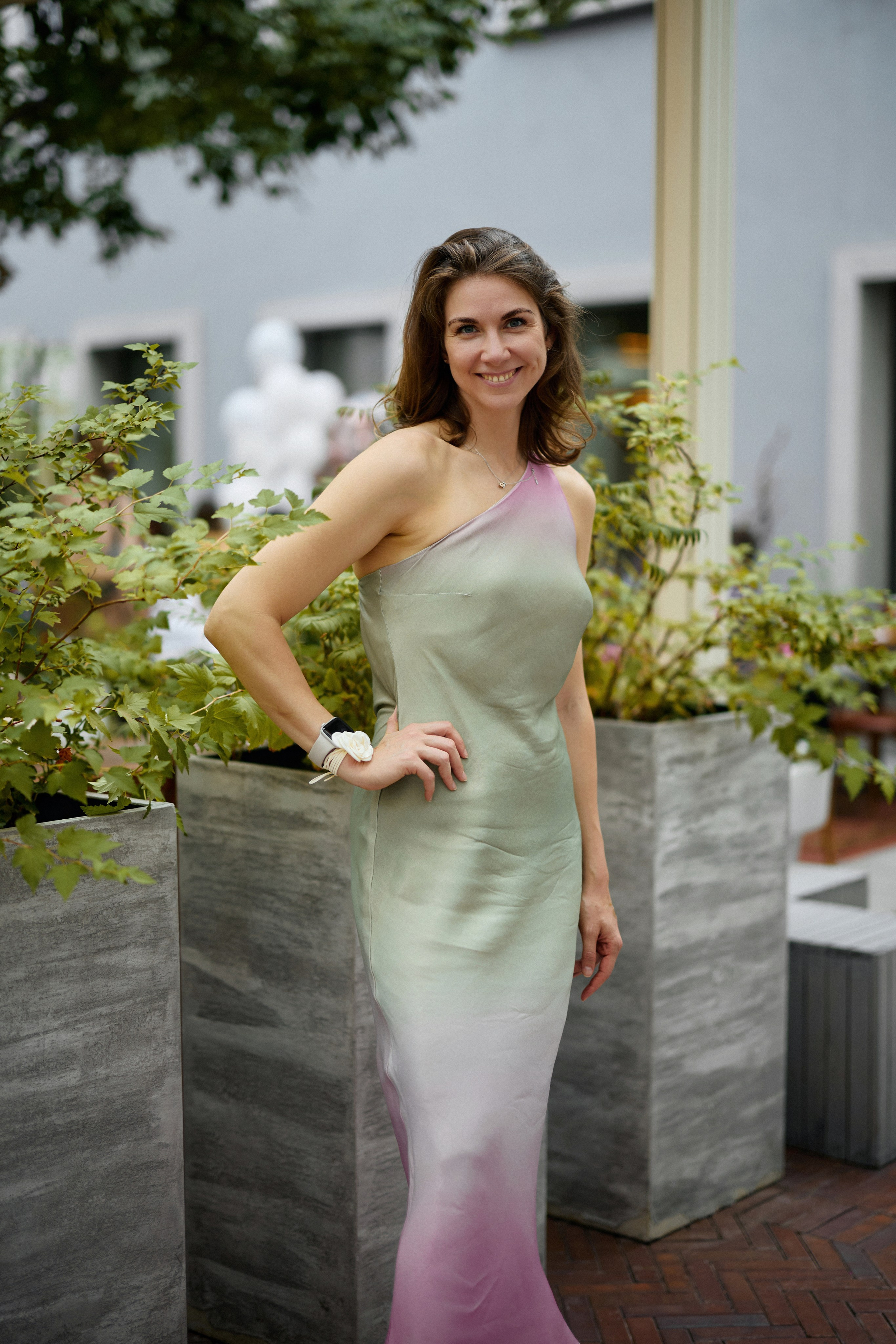 BRIDE TO BE. ARTEMIY IGNATOV