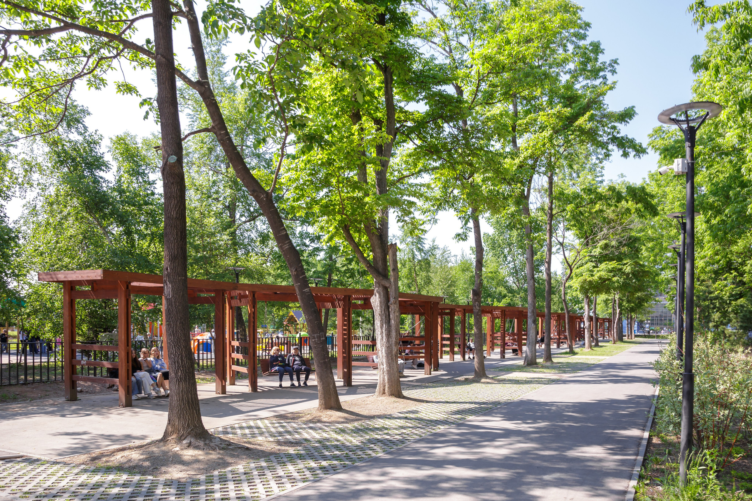 Книга г. Артём. Фотограф Антон Клейнос, Владивосток