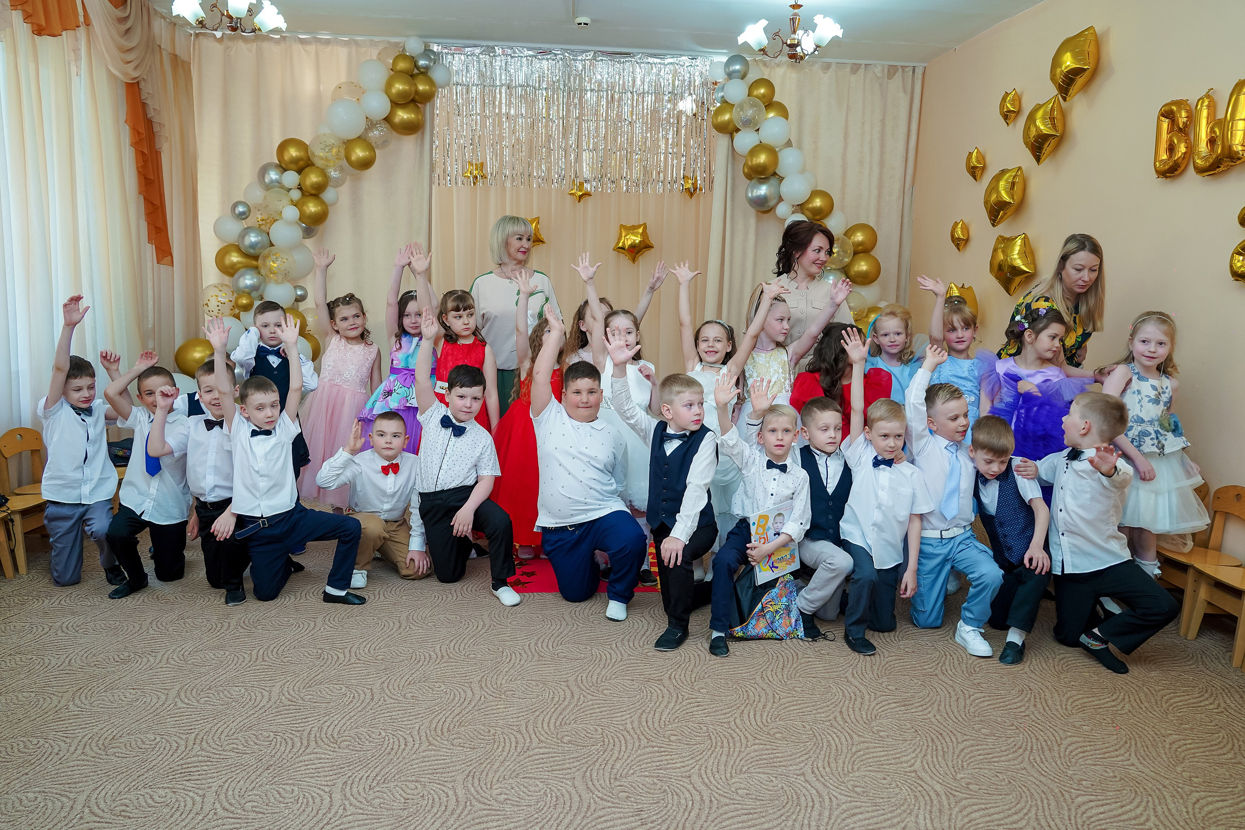 Фотосъемка видеосъёмка фотограф видеооператор новогодних утренников  в. Фотограф, видеооператор Нина Коршунова