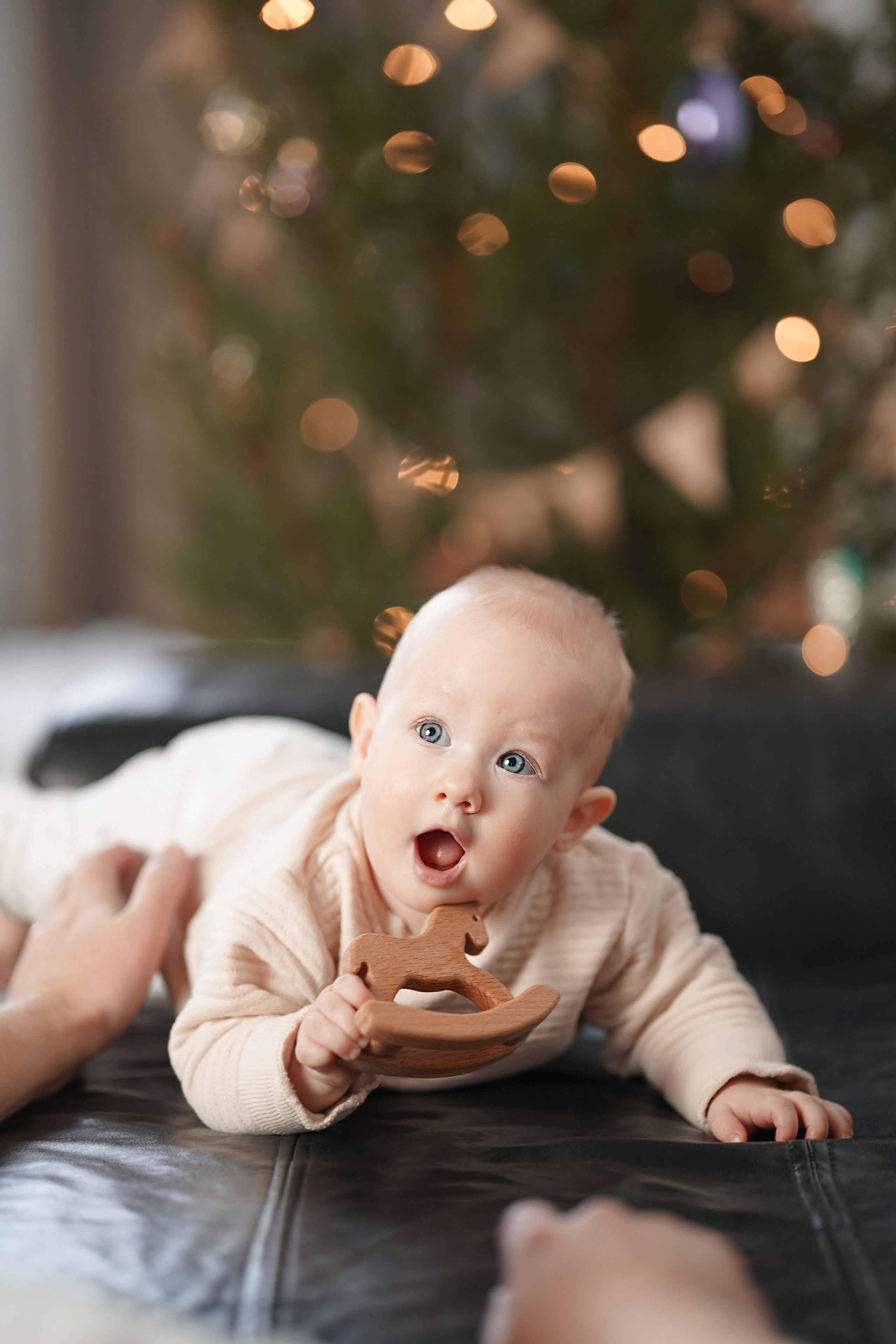 Семейная фотосессия в студии. Фотограф Надежда Жемкова. Фотосъёмка, ретушь, фотомонтаж для вас и вашего бизнеса