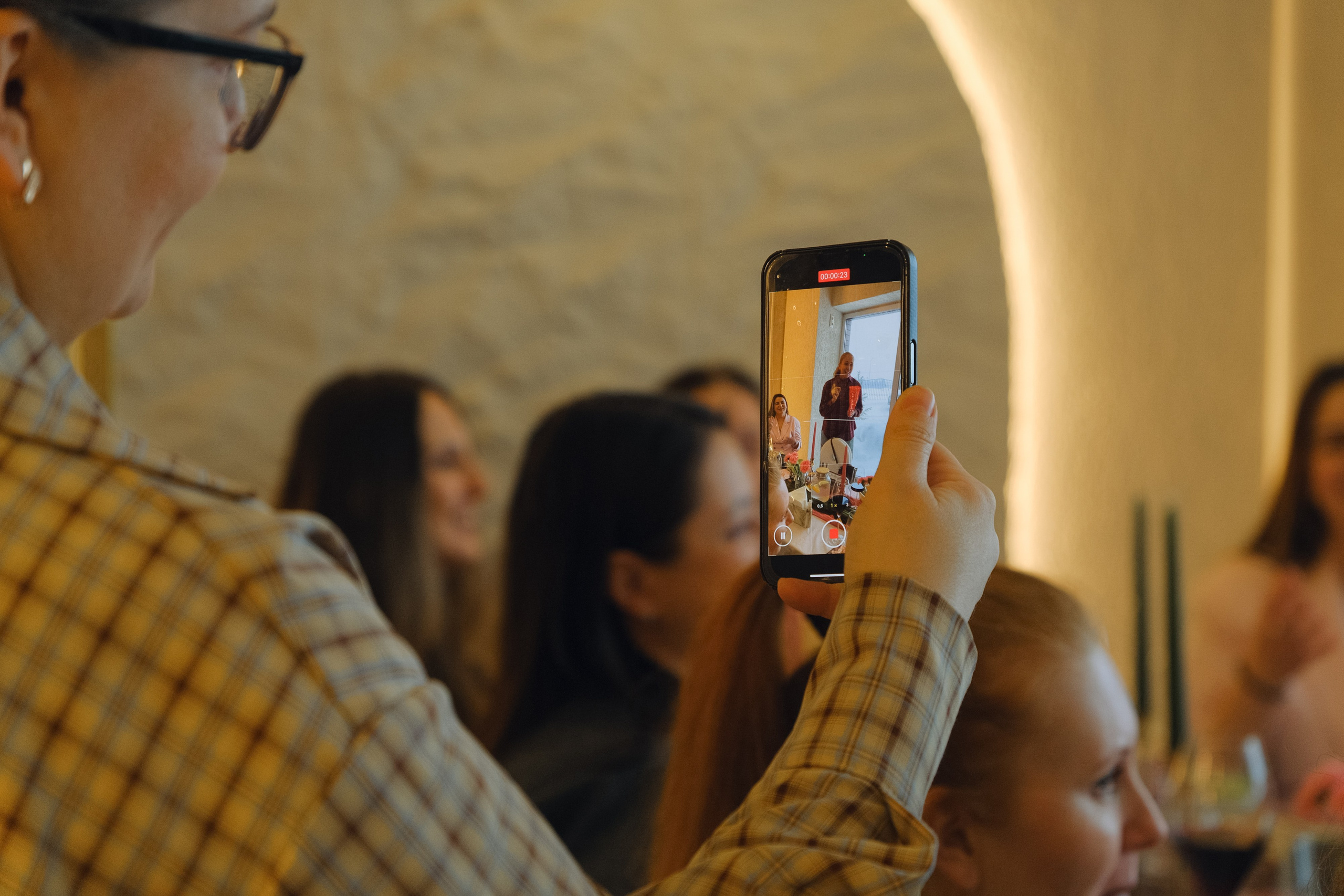 Девичник в кафе Im tun. Фотограф Софья Володкина