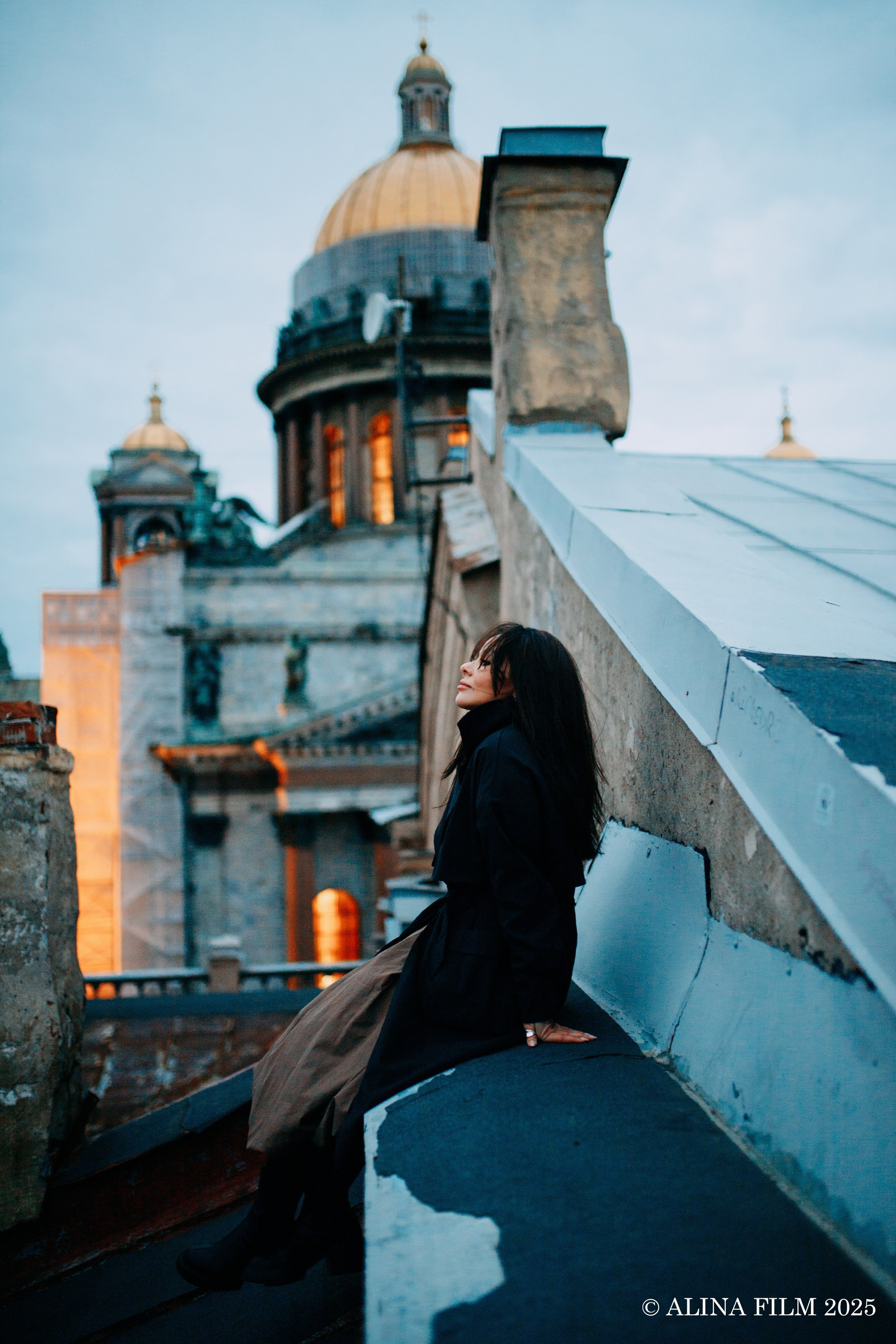 Фотосессия на крыше у Исаакиевского собора. Фотограф в Санкт-Петербурге Alina Film