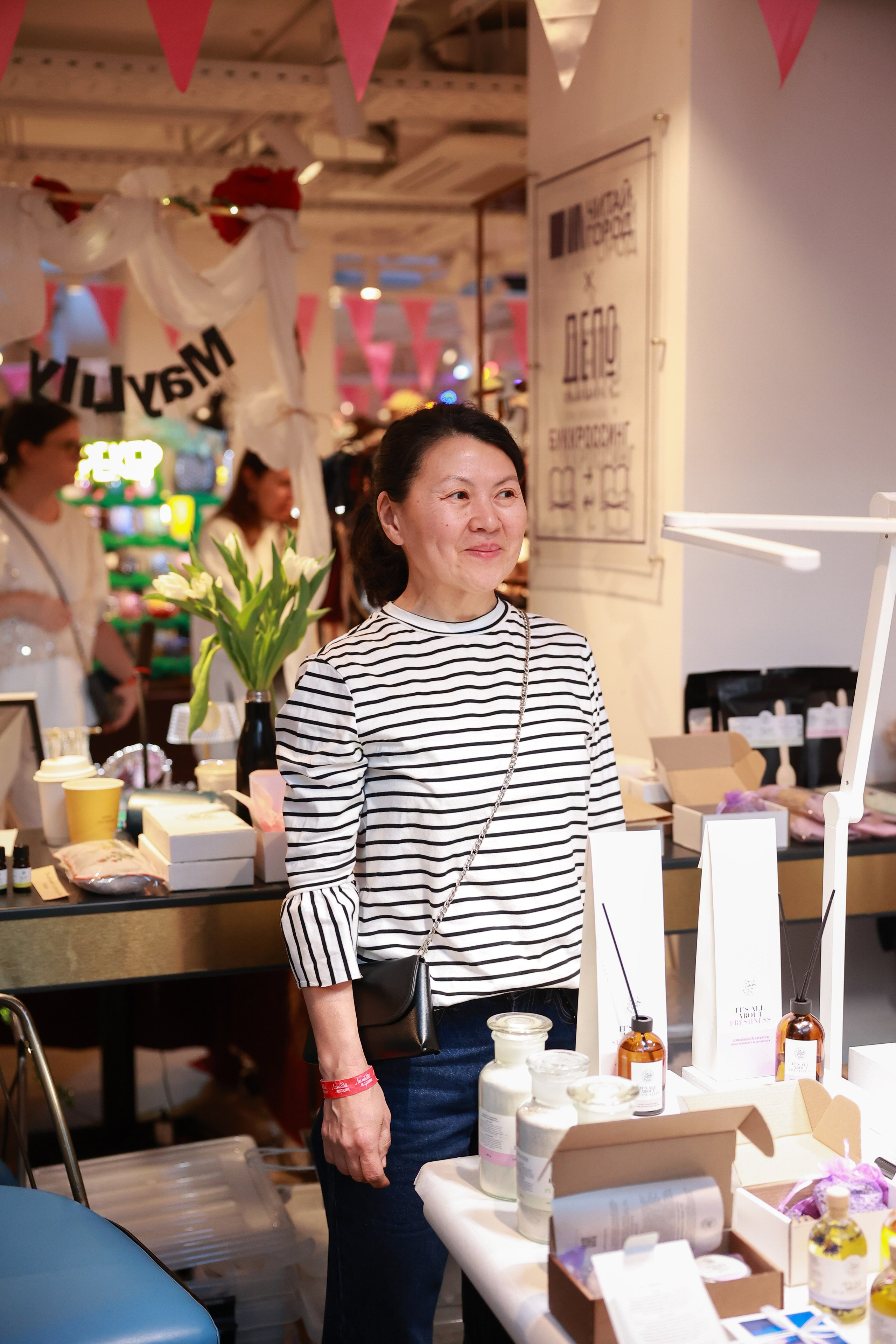 7–8 марта 2025 в пространстве «Три вокзала. Депо» / День 1 / фото Саша Жукова. Фотоотчеты «Ламбада-маркета»