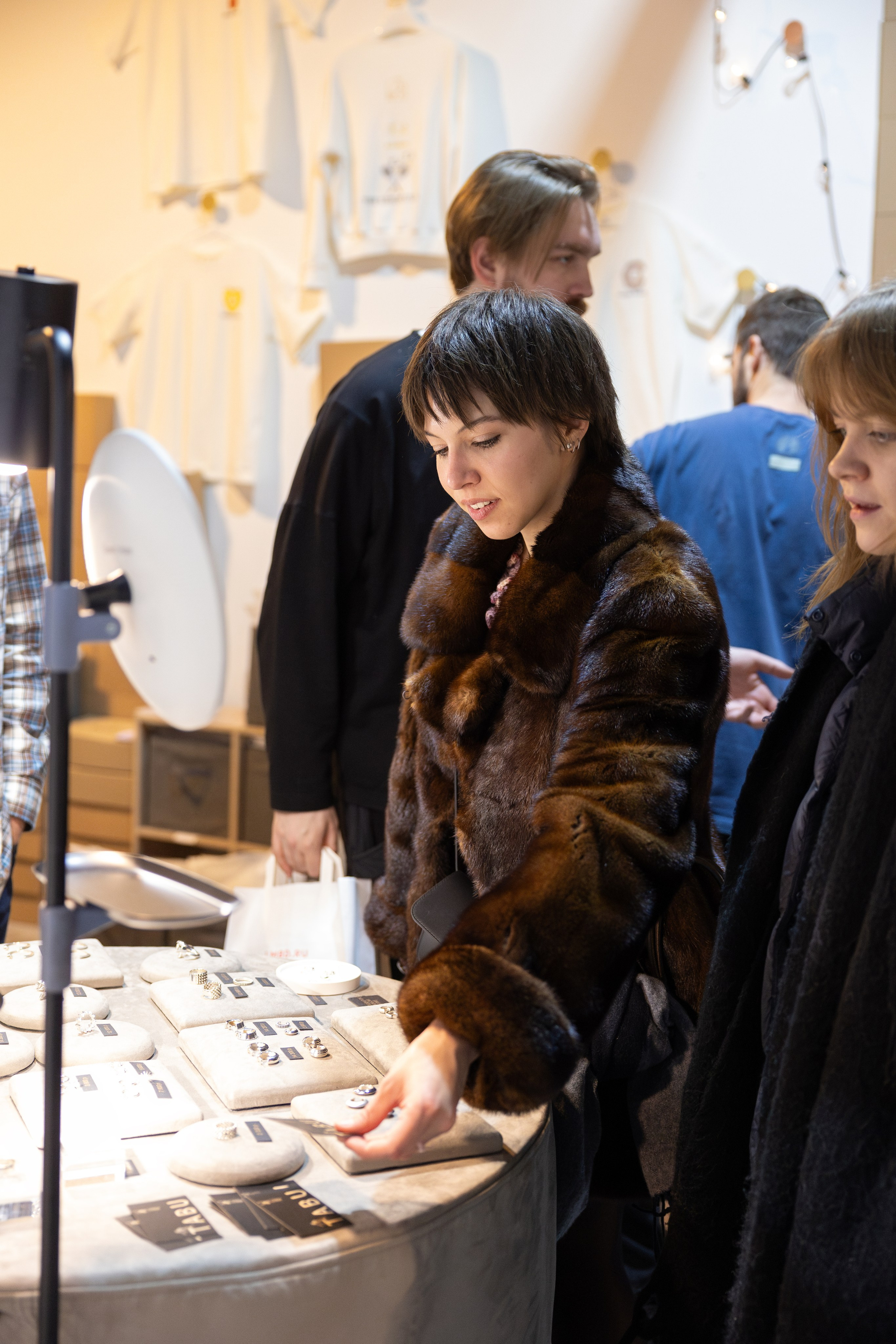 22 декабря 2024 в Типографии Сытина / фото Саша Жукова. Фотоотчеты «Ламбада-маркета»