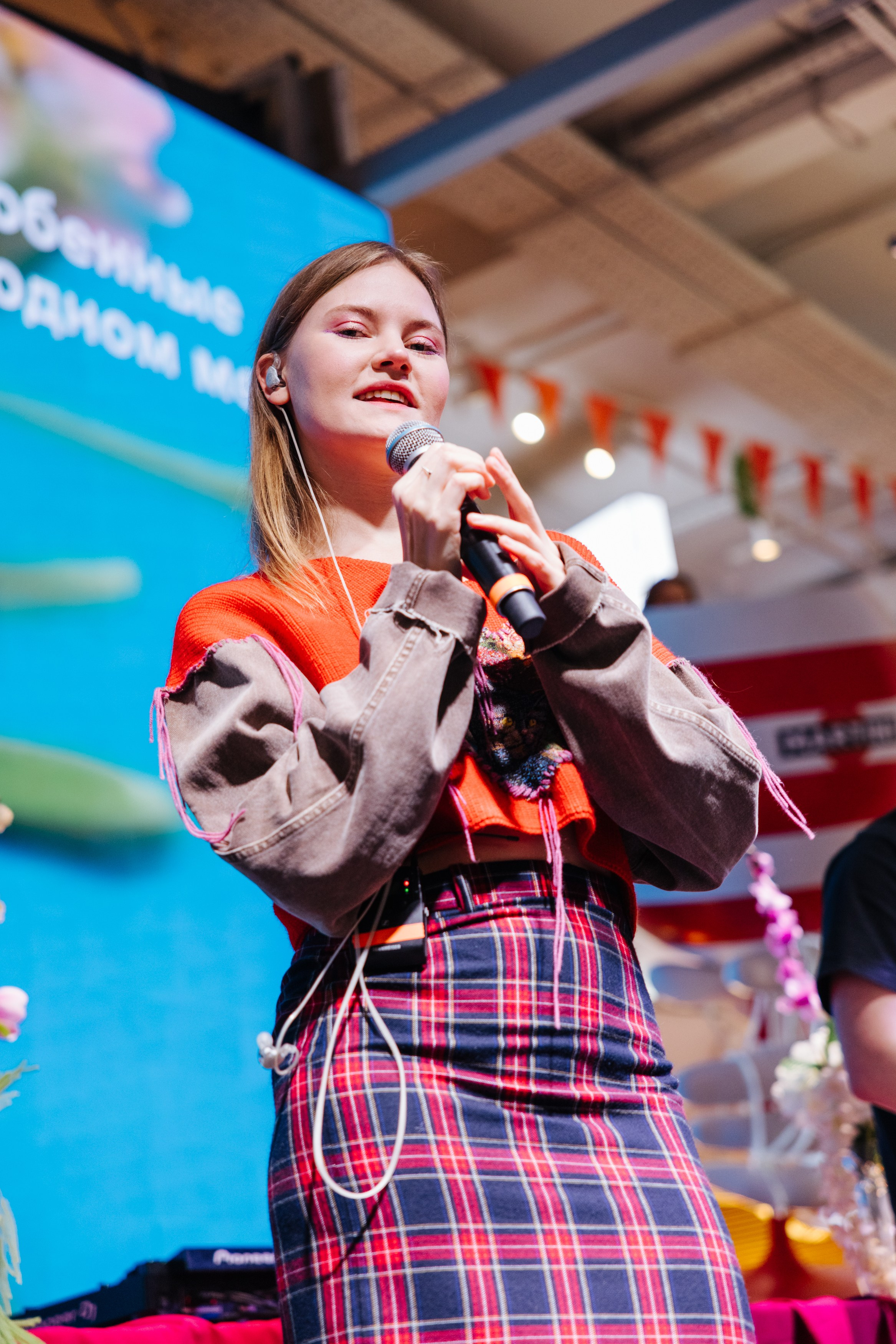 2–3 марта 2024 в пространстве «Три вокзала. Депо» / День 1 / фото Валерий Белобеев. Фотоотчеты «Ламбада-маркета»