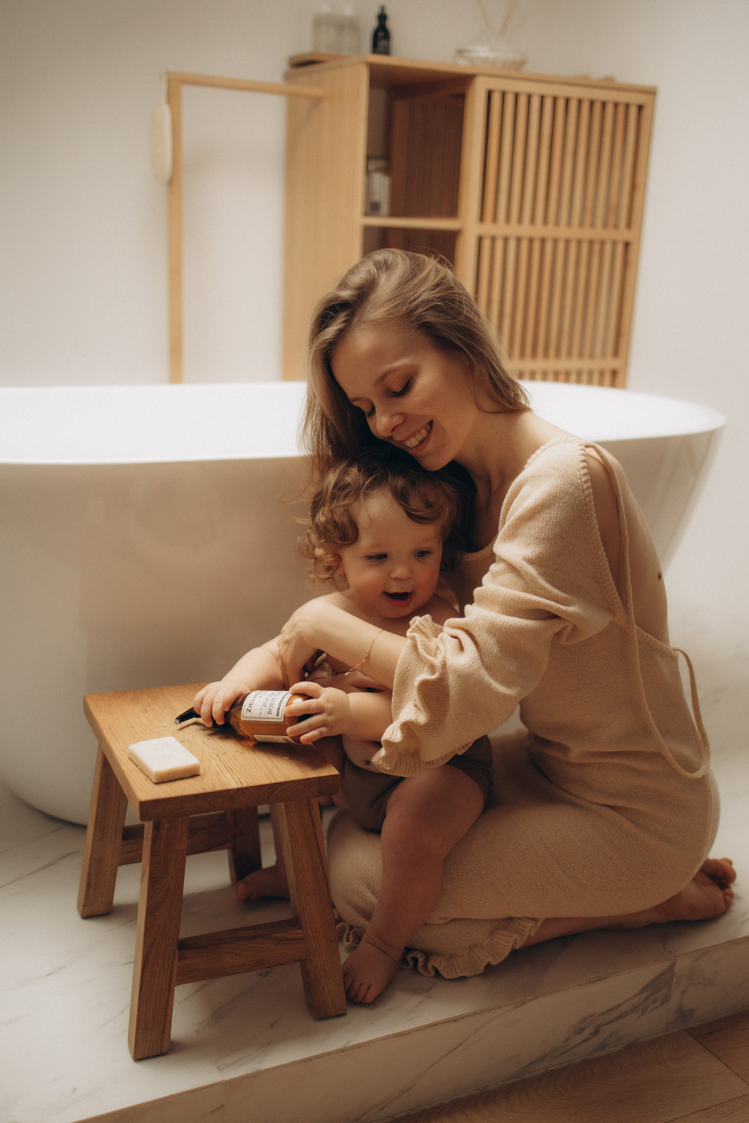 Алена, Вова, Святик. Фотокарточки о вас и о большой любви!