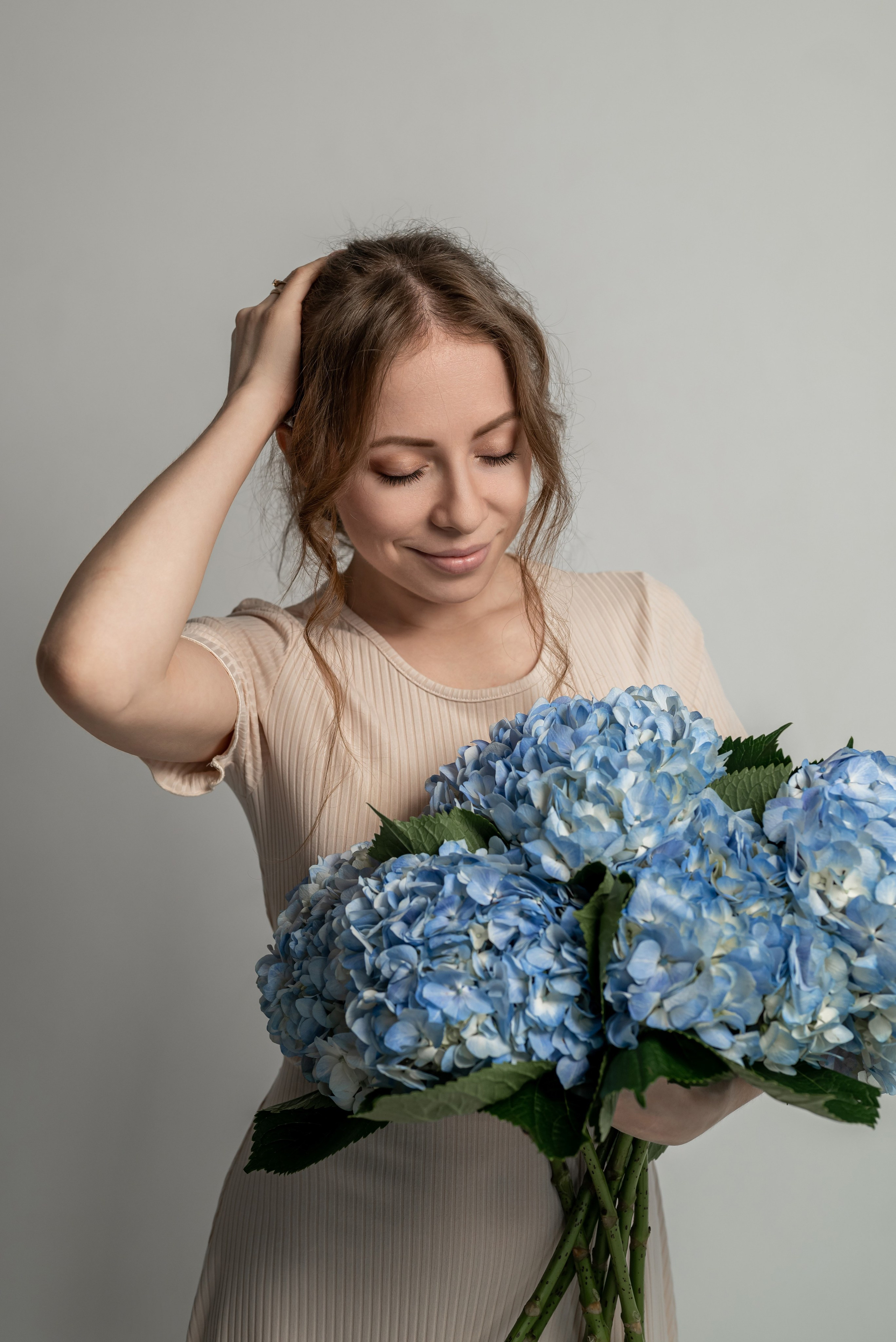 Фотопроект с голубыми гортензиями. Фотограф в городе Салават