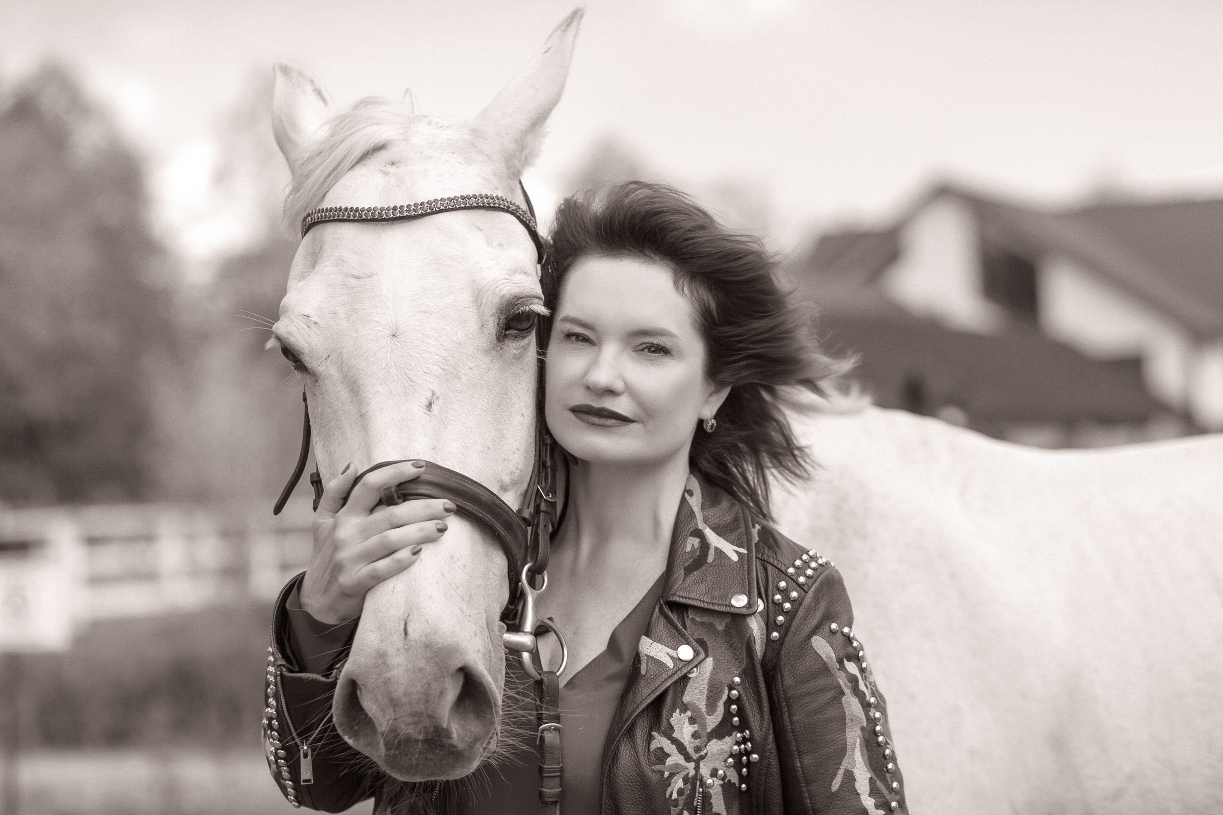 Галина и ее лошадь Сказка. Фотограф женский и мужской портрет Санкт-Петербург