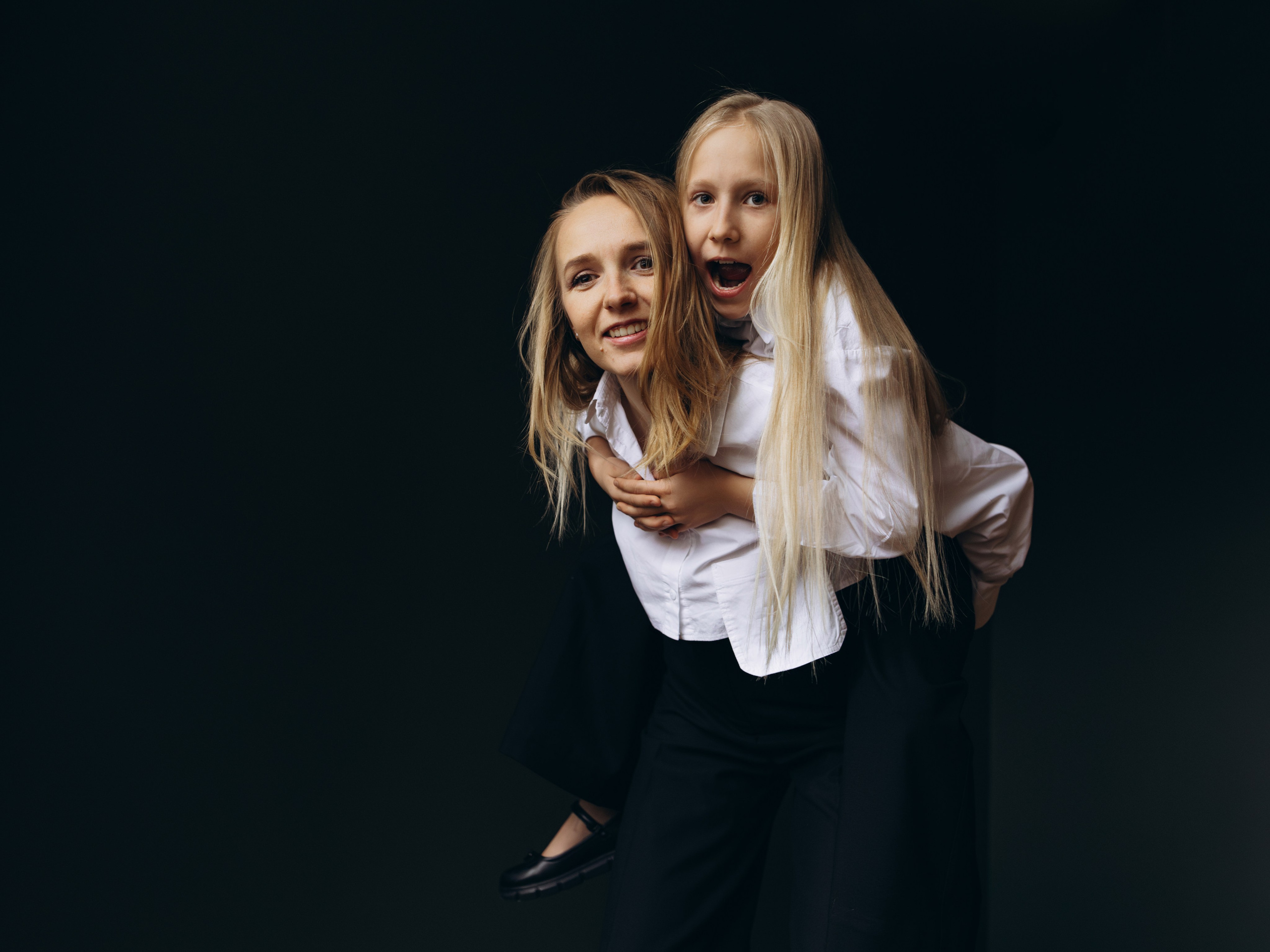 Фотодень ко дню матери. Фотограф Людмила Оюн