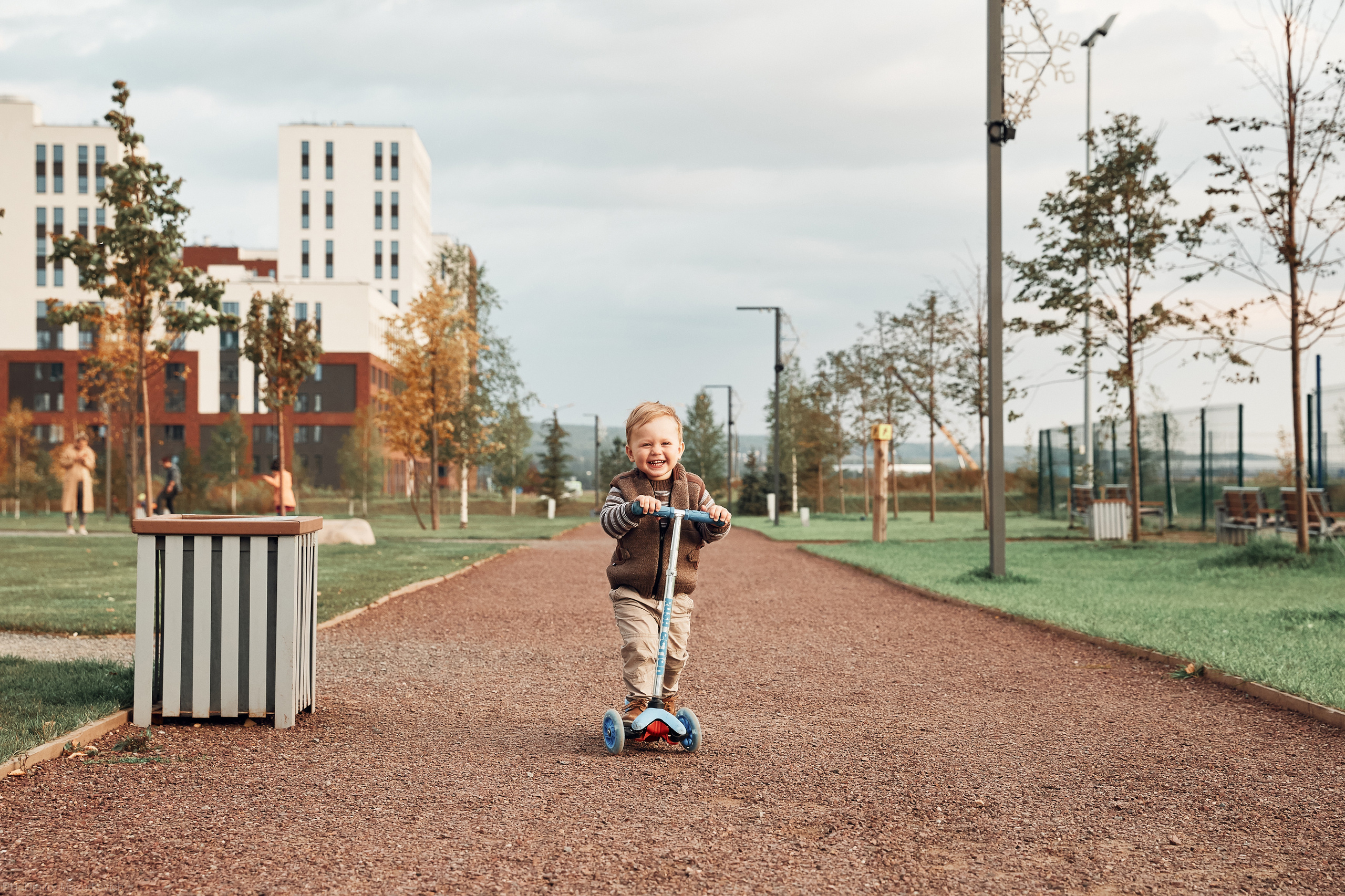 Активная семейная фотосессия на улице. Дмитрий Мазуркевич: Профессиональный Репортажный Фотограф
