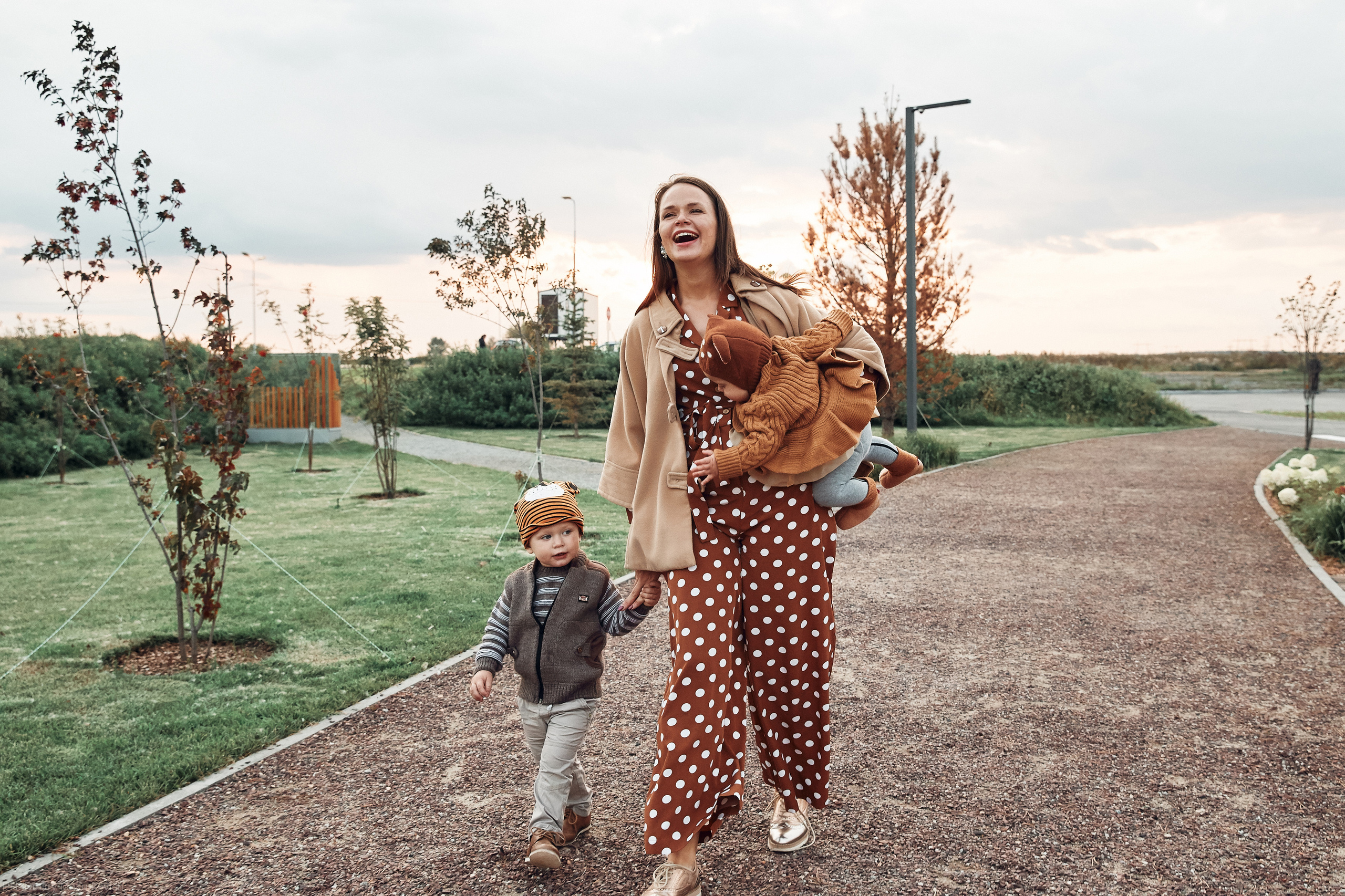 Активная семейная фотосессия на улице. Дмитрий Мазуркевич: Профессиональный Репортажный Фотограф