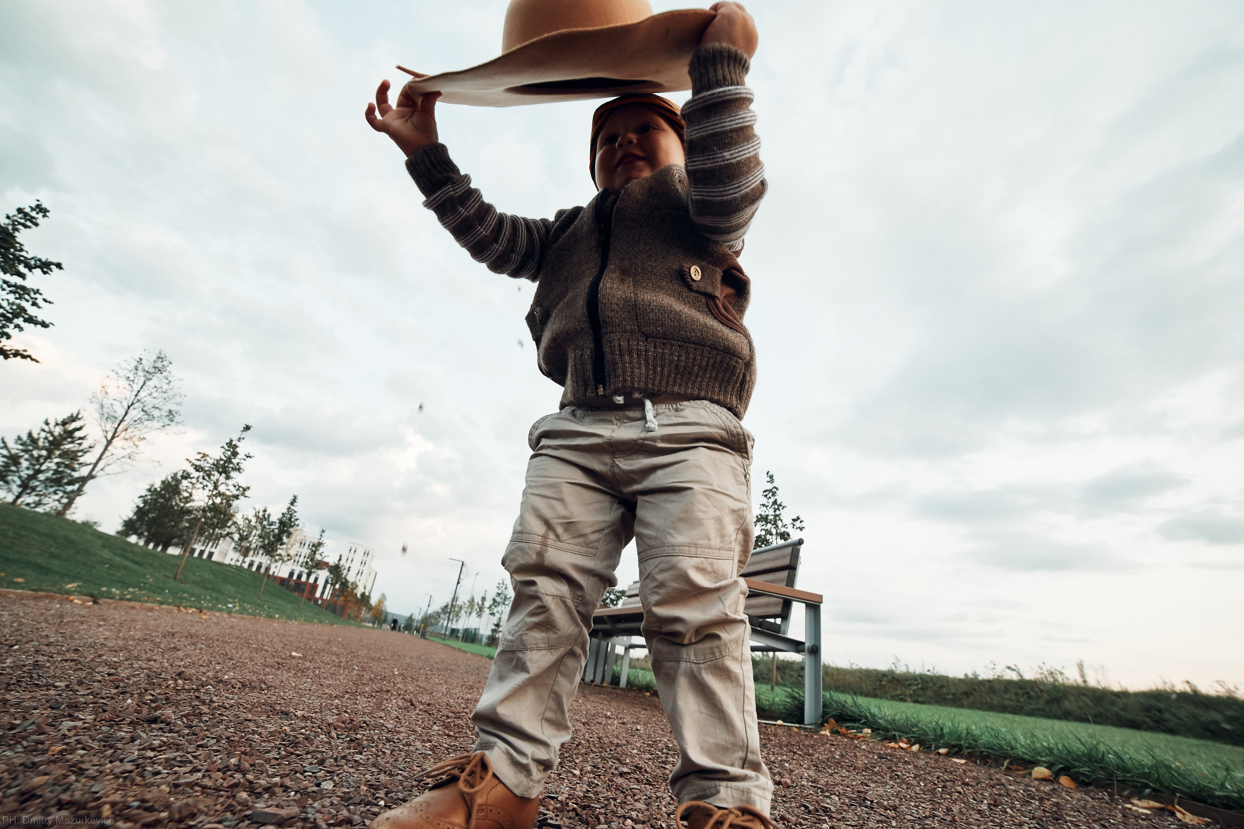 Активная семейная фотосессия на улице. Дмитрий Мазуркевич: Профессиональный Репортажный Фотограф
