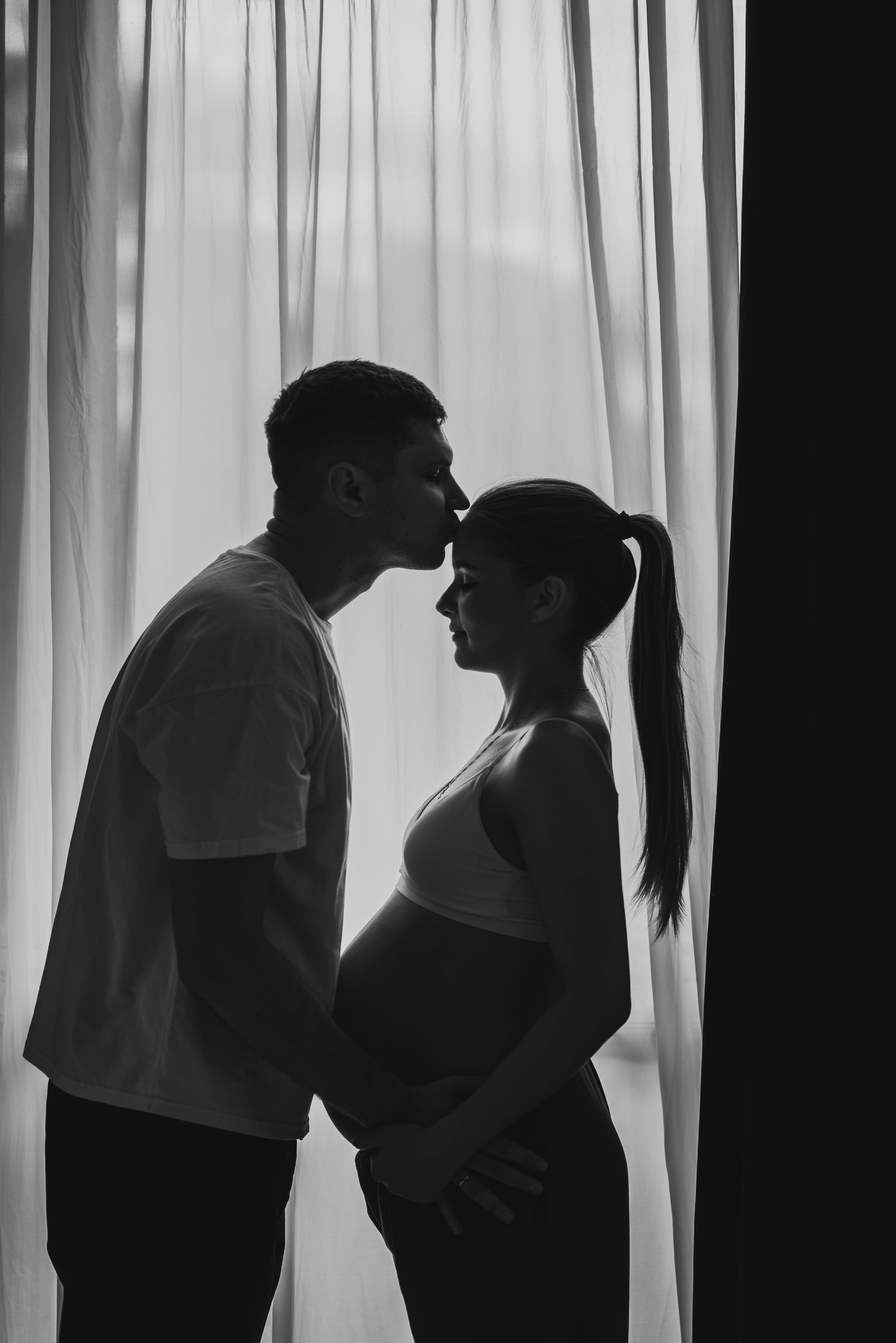 Фотосессия беременности в студии. Семейный фотограф в Домодедово и Москве Елена Пичугина