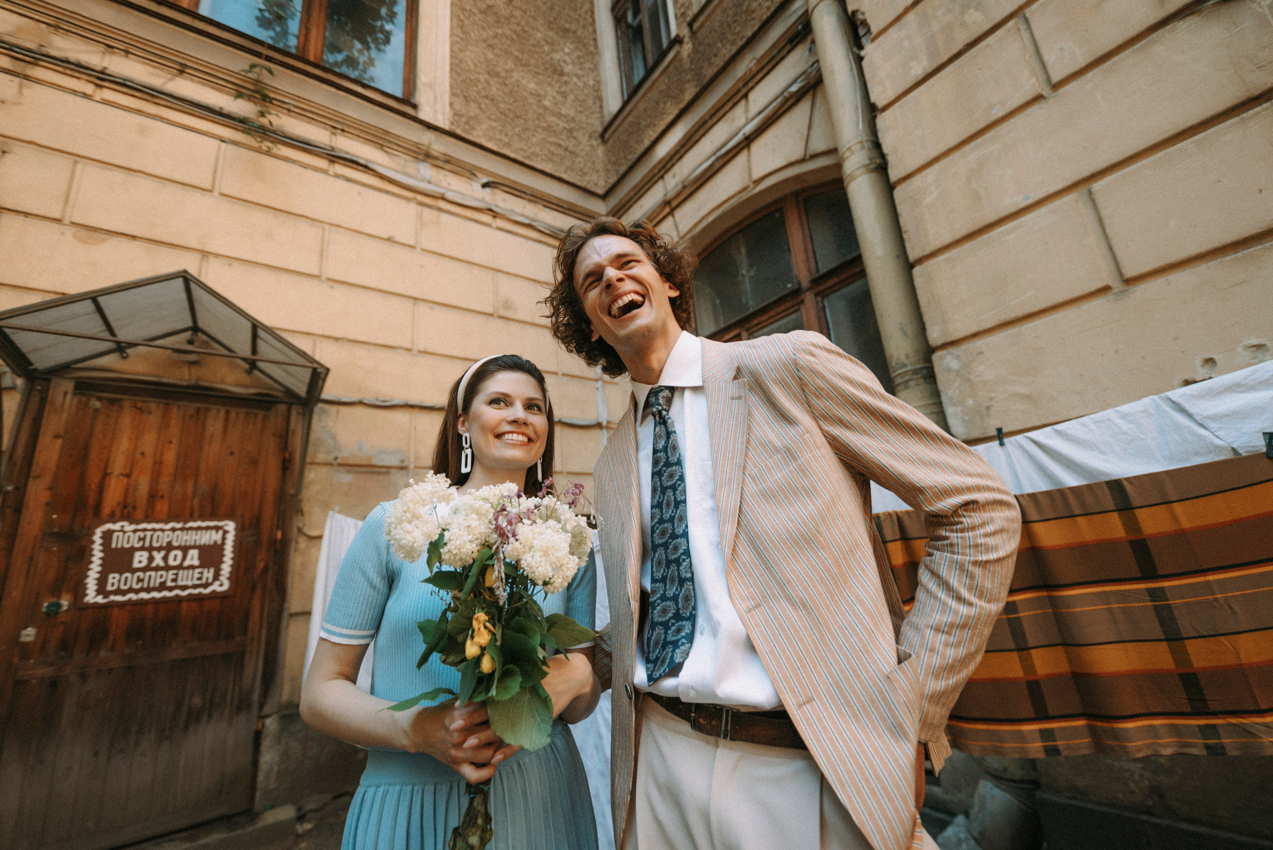 2025. Стрит-фотография, полная абсурда, идиотизма и красоты