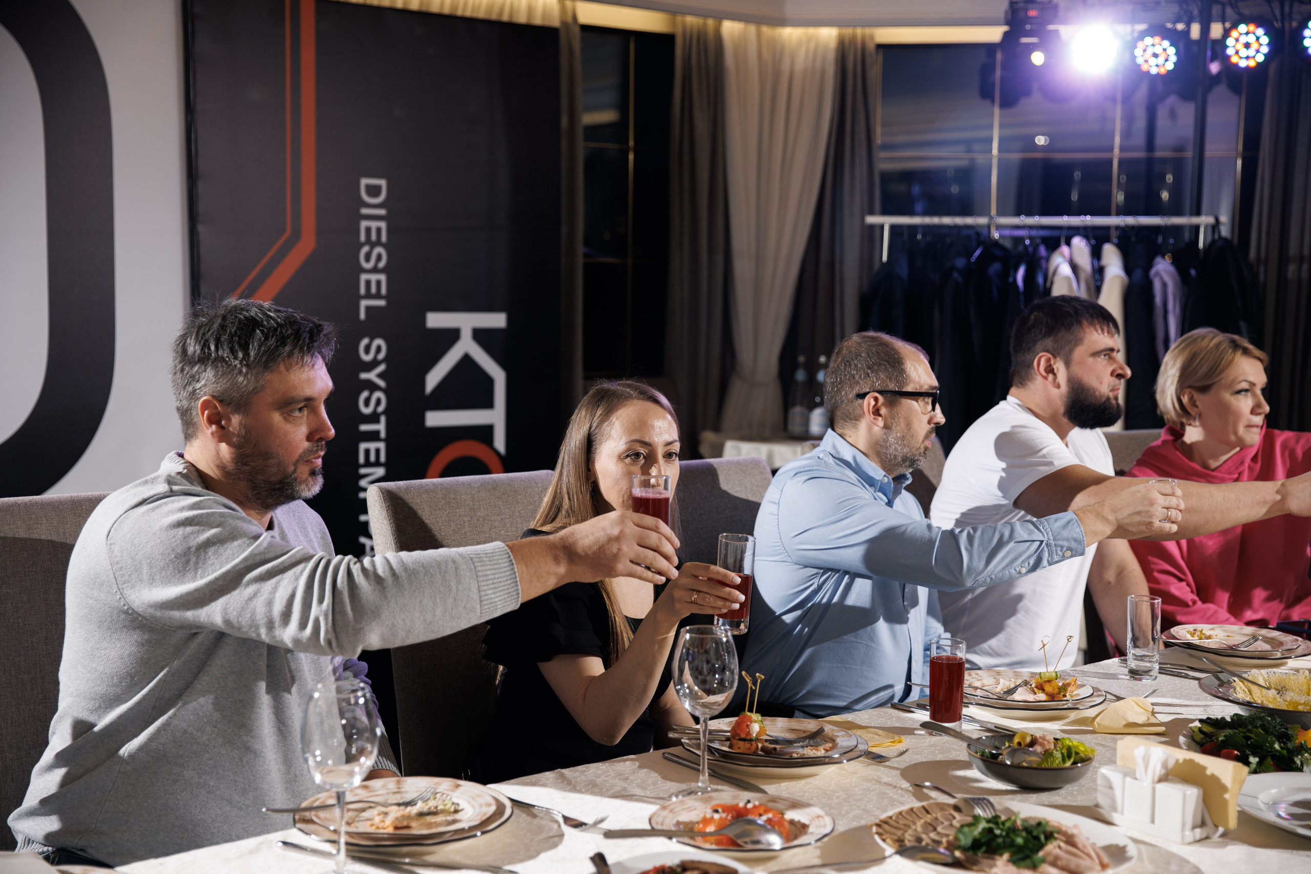 Корпоратив. Свадебный и семейный фотограф в Москве Julia Juice