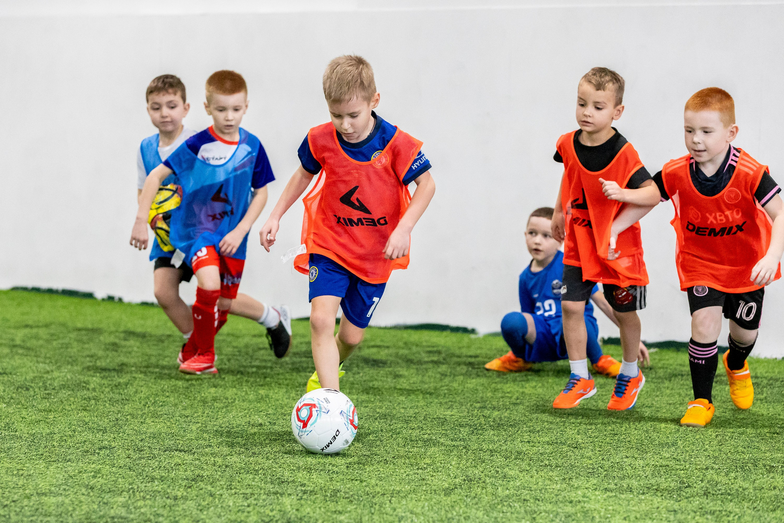 Детский футбол. Спортивный и репортажный фотограф в Екатеринбурге Пустовая Аделя
