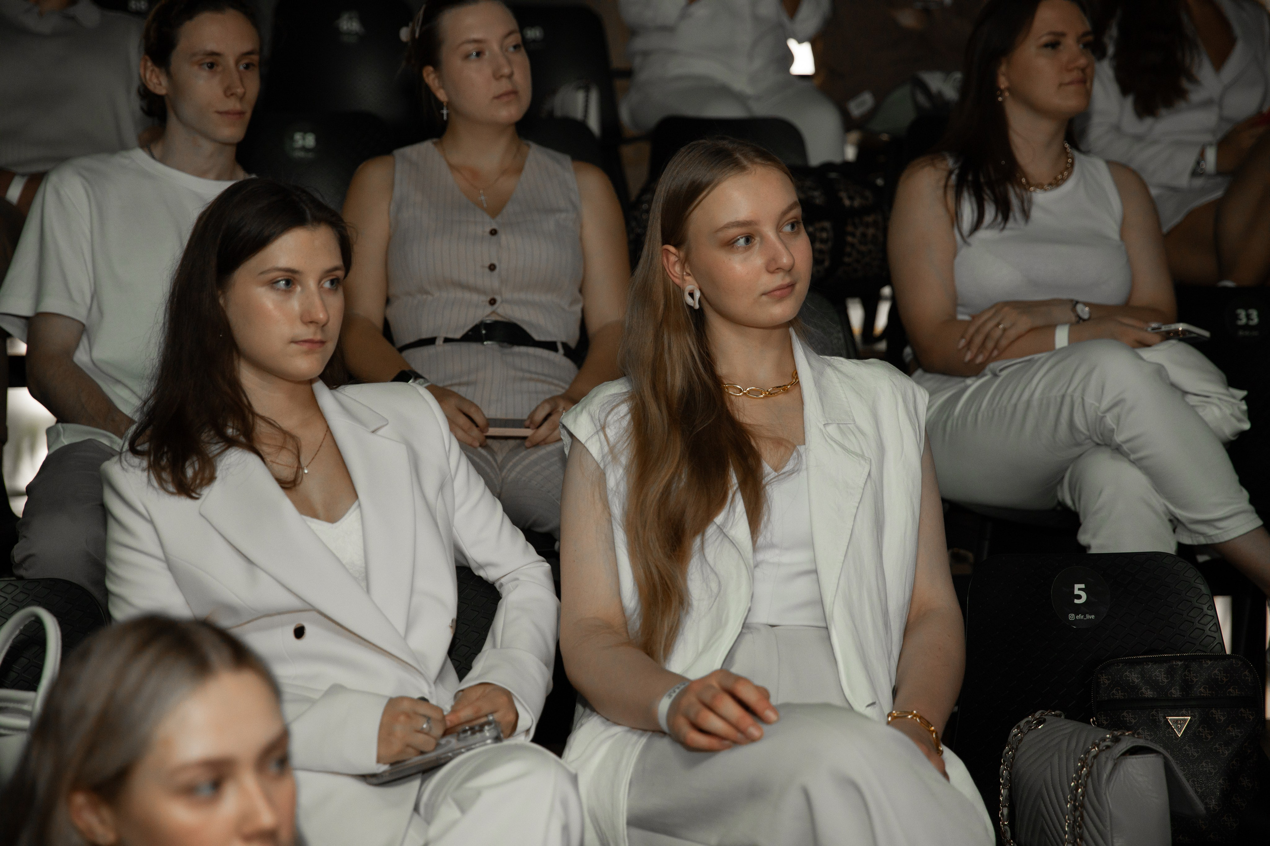 Полина Маришова | Оффлайн Тренинг по речи и голосу. Фотограф брендов и бизнеса в Москве Алексей Сентюрин