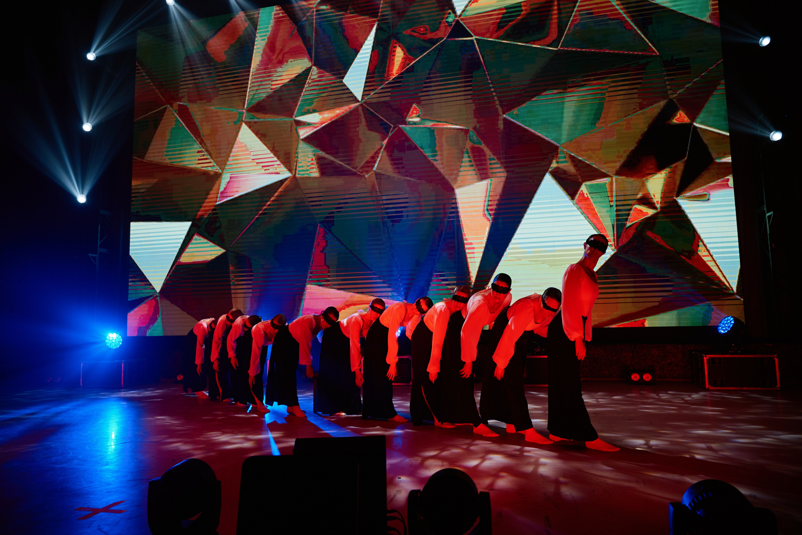 VIVA GLAM Отчетный концерт. Фотограф и видеограф в Кургане Леонид Корнильев