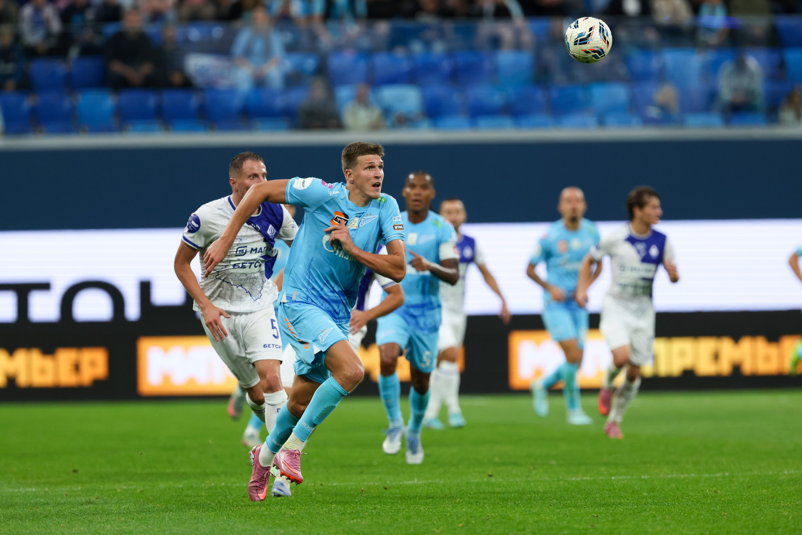ФК «Зенит» — ФК «Динамо» Махачкала 23.08.2025. Спортивный и репортажный фотограф Антон Тереханов