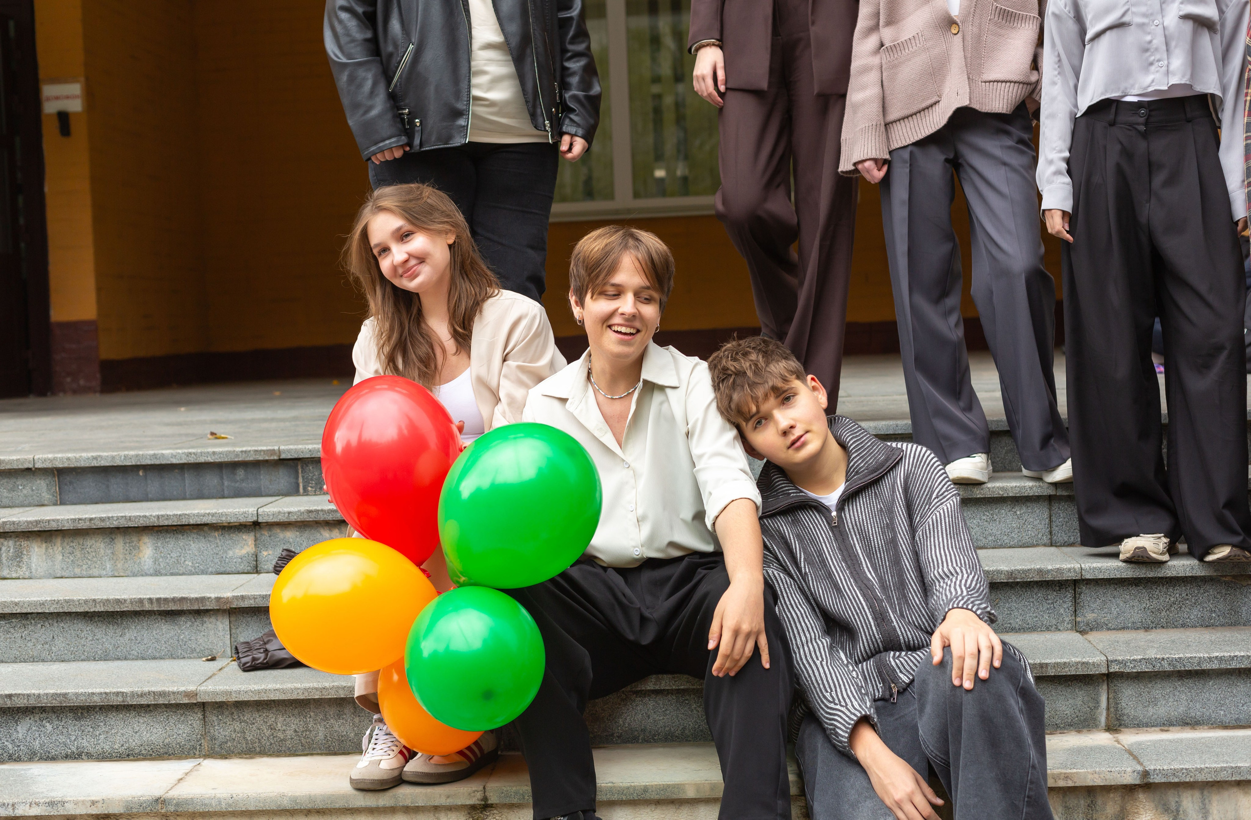 Съемка у школы. Семейный и детский фотограф Анна Петракова