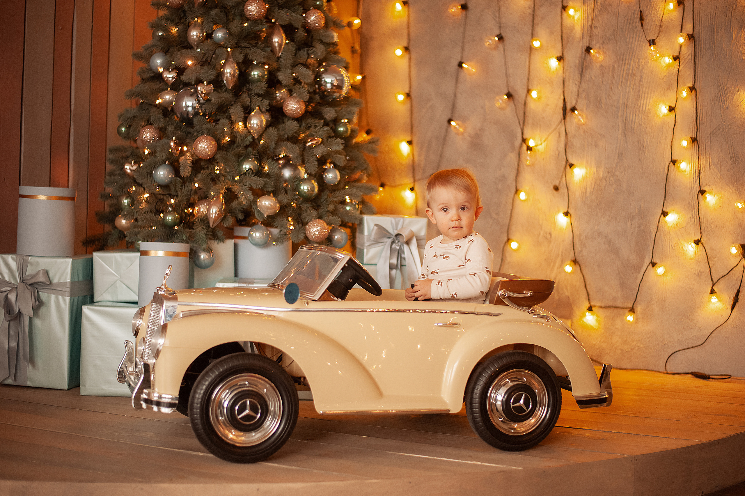 Новогодняя волшебная фотосессия в студии Лейпциге. Семейный и свадебный фотограф в Рязани Виктория Андреева