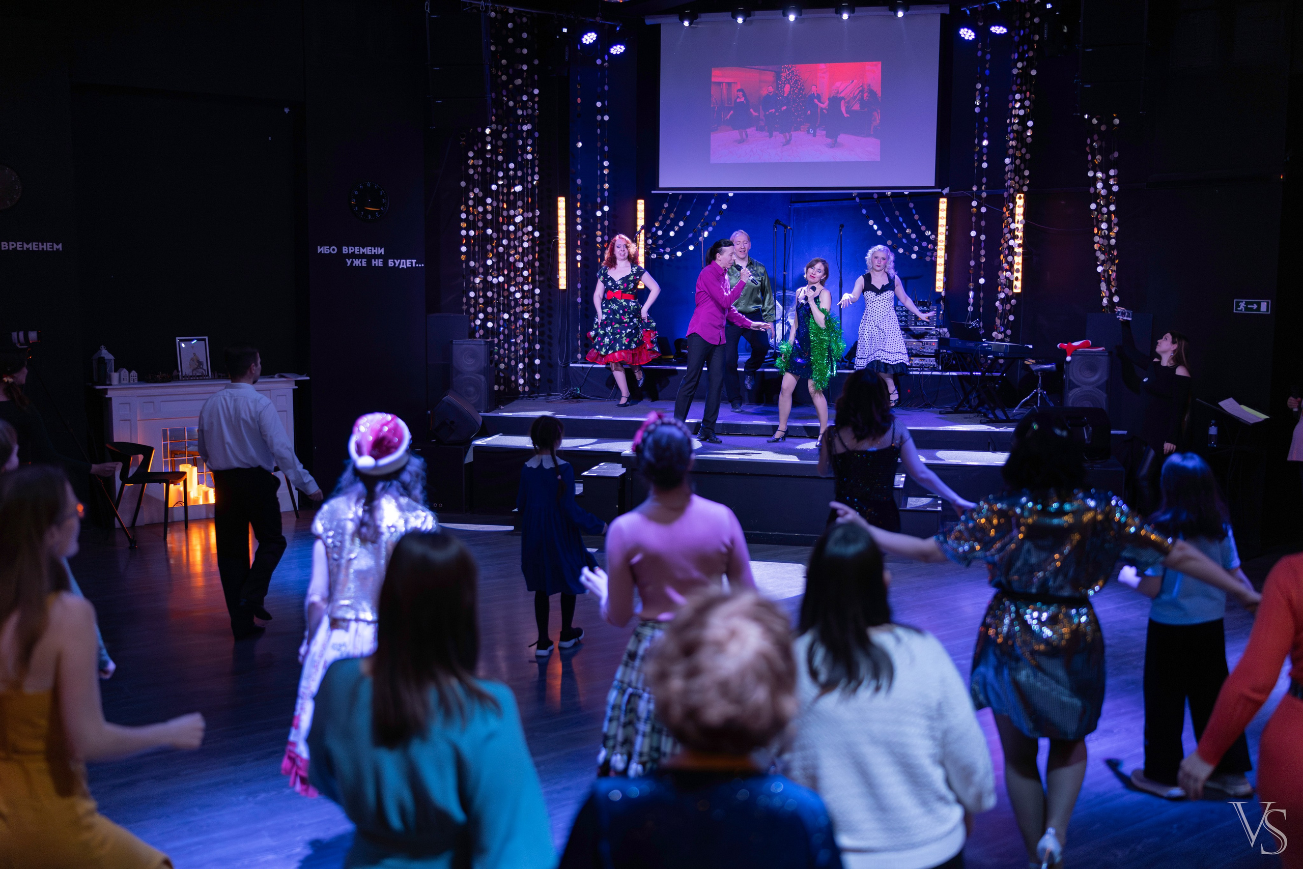 Мюзикл Elf и новогодний концерт Fellowship. Фотограф Виктор Степанов