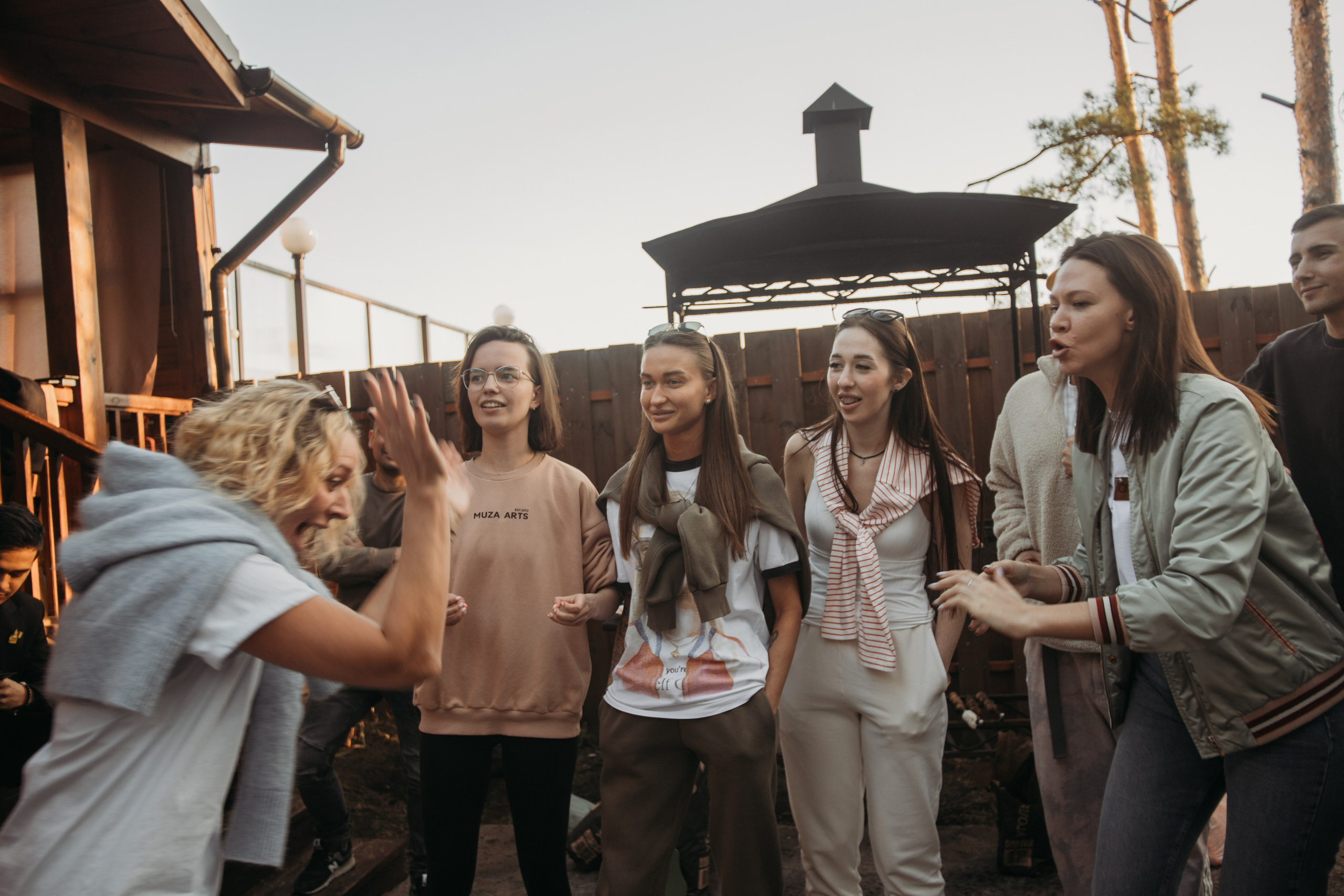 Корпоратив Muza_Arts. Венера Гайн. Репортажный фотограф  Тюмень. Обучение фотографии с 0