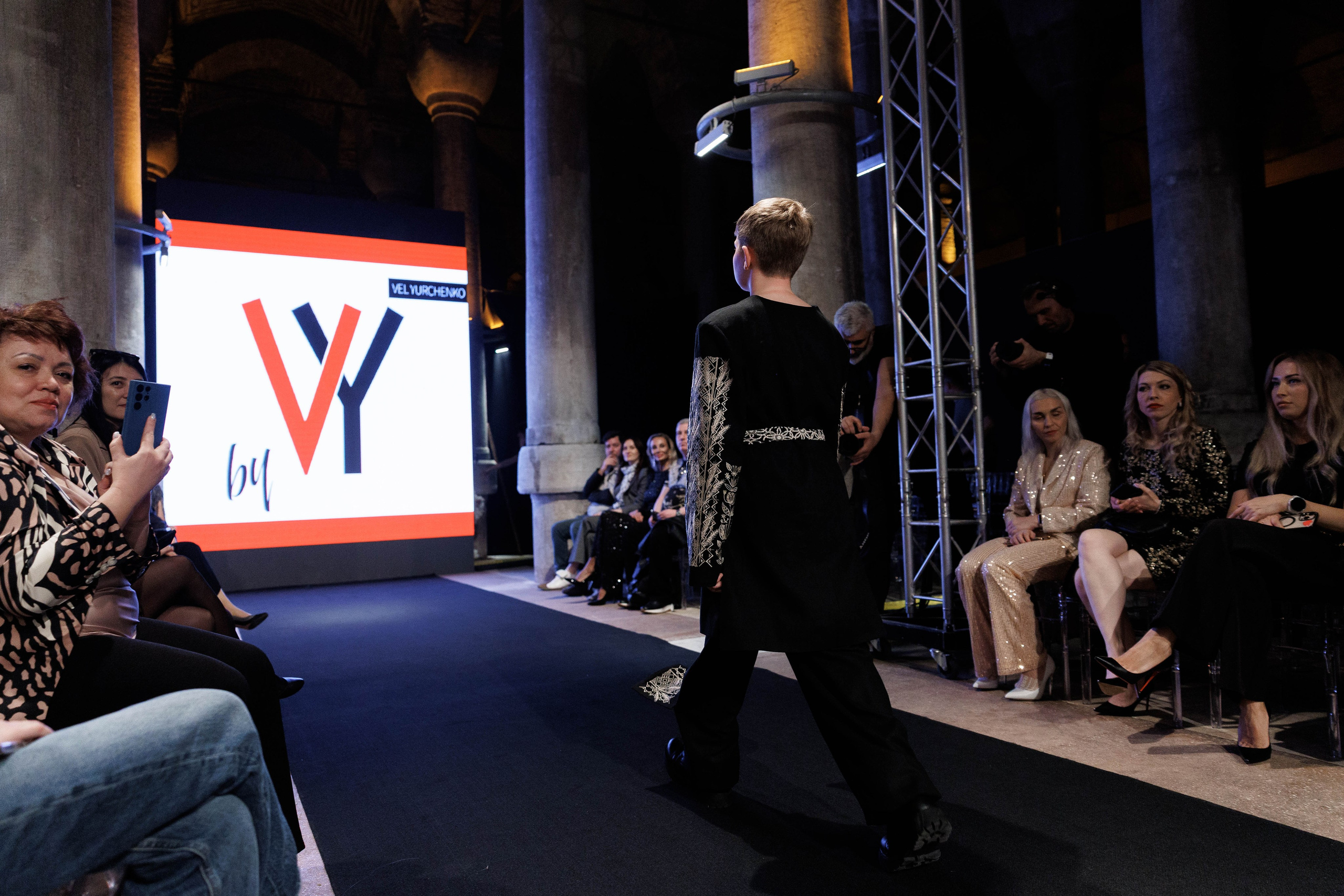 IFB-показ. About